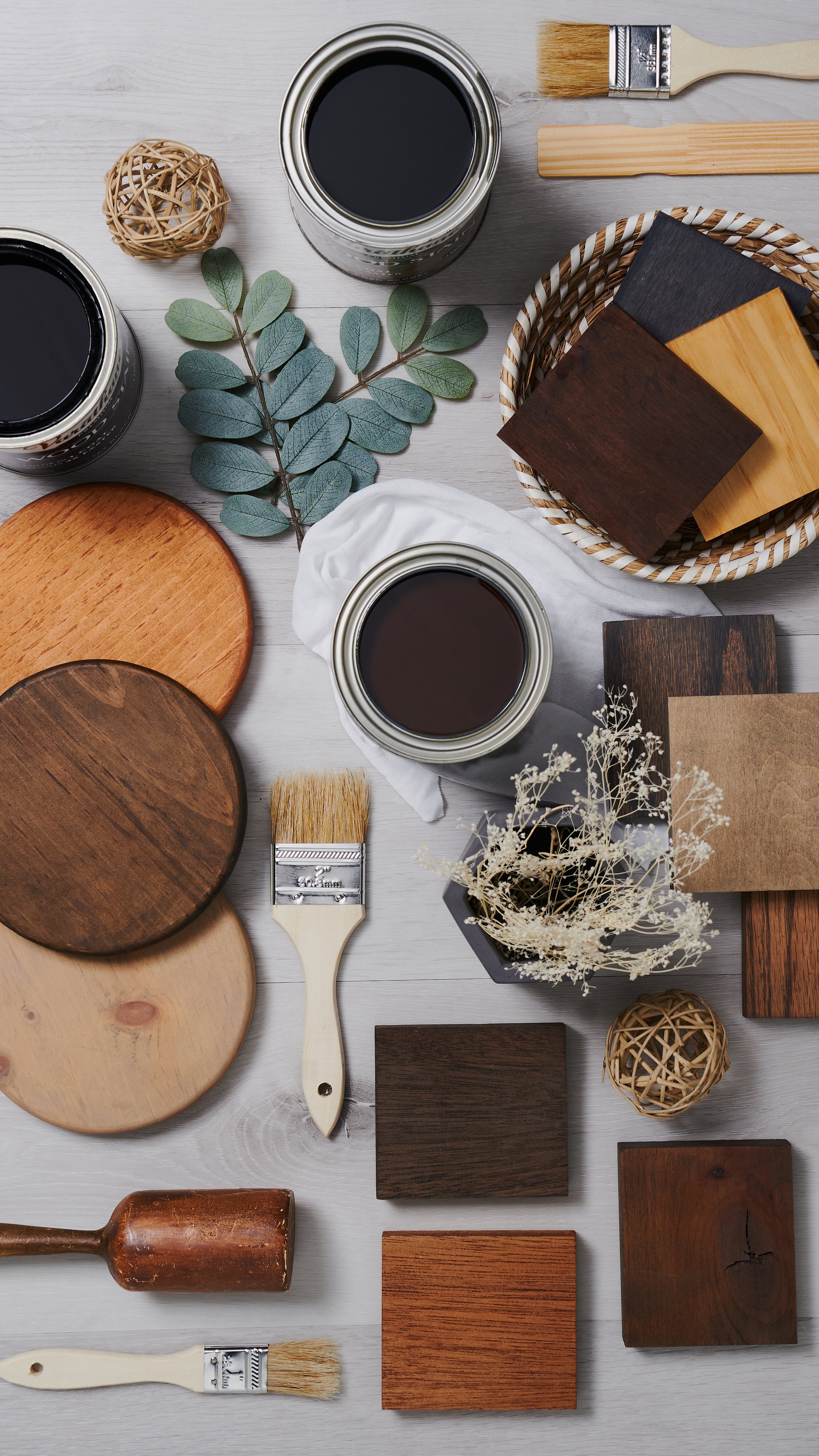 Varathane_Woodstain_Flatlay.jpg