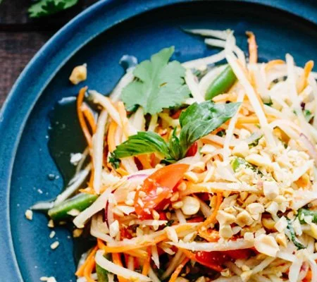 GREEN PAPAYA SALAD