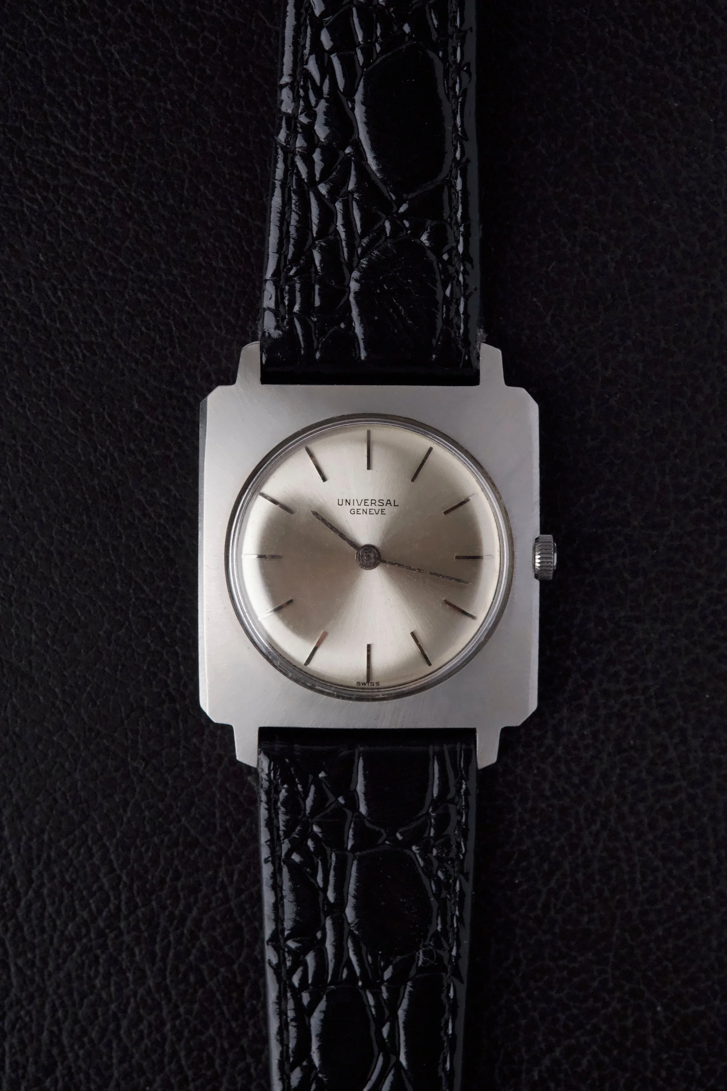 Universal Genève Carrée Mécanique 1970 mécanique acier