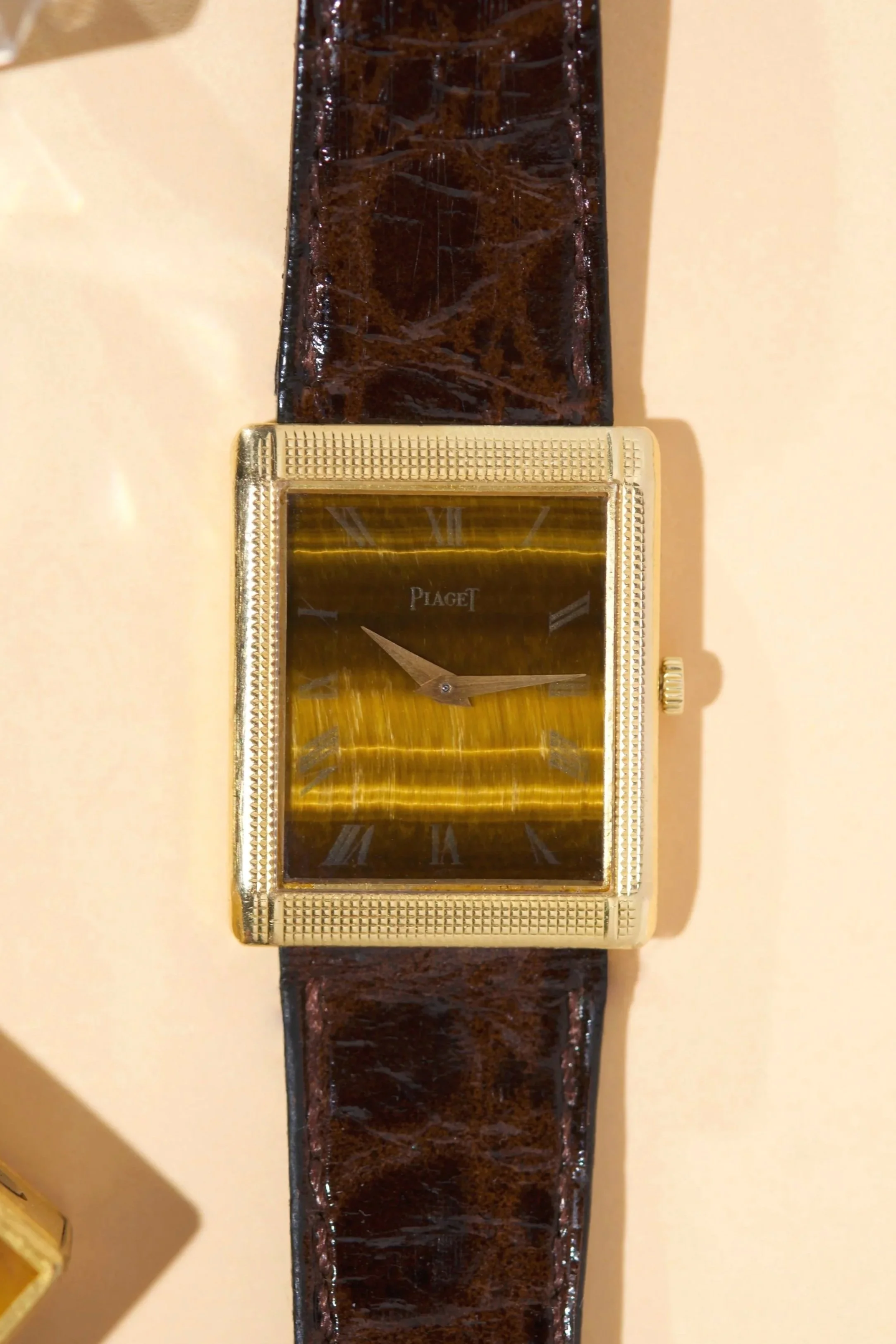 Piaget Vintage Tiger Eye Clous de Paris Réf. 9151 Or Jaune 18K Mécanique 1970