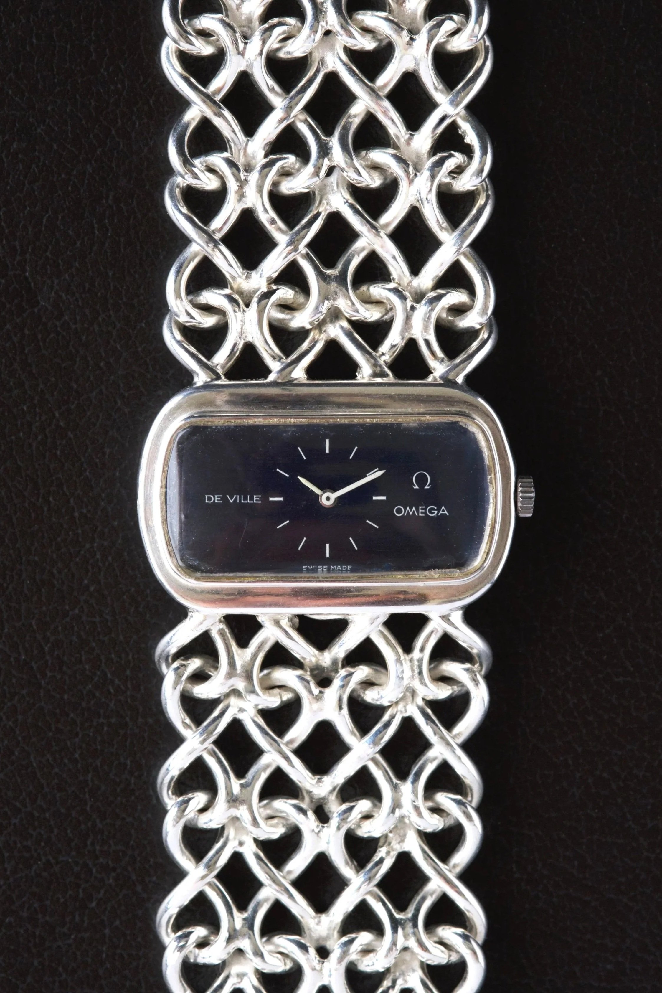 Omega De Ville "Jeux D'argent" Mécanique en Argent Massif cadran bleu 1970s
