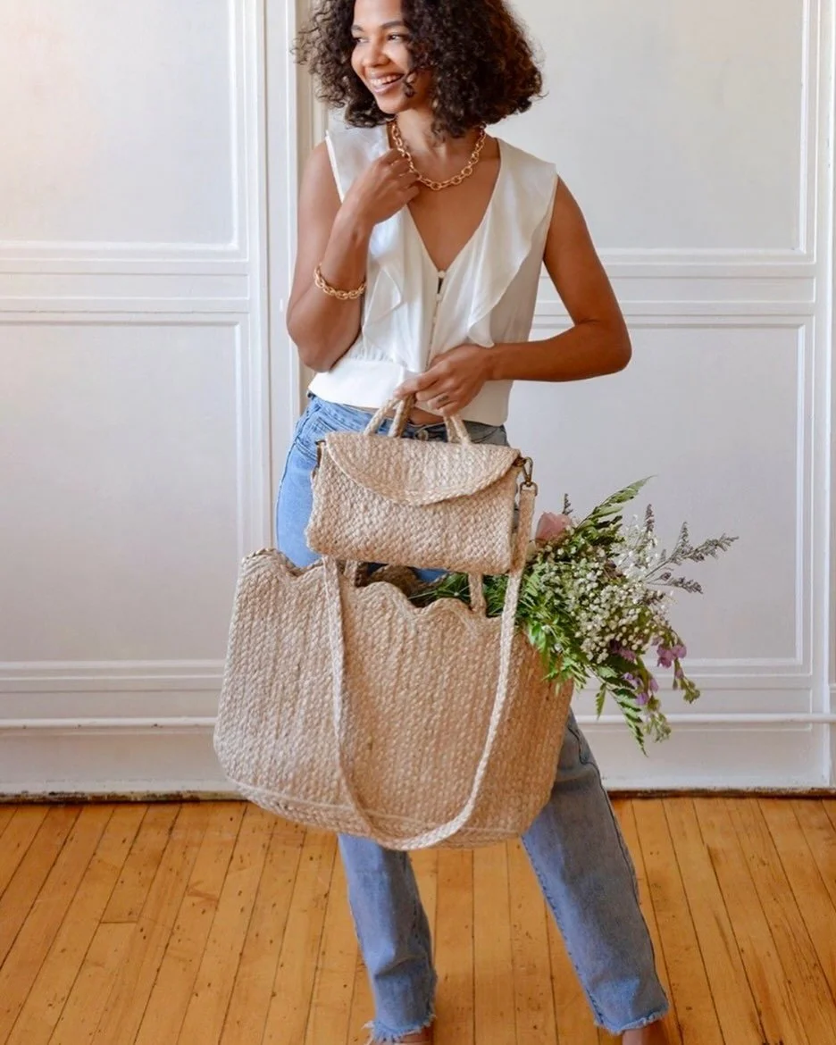 Style you&rsquo;ll carry everywhere . . . @shop.joysusan