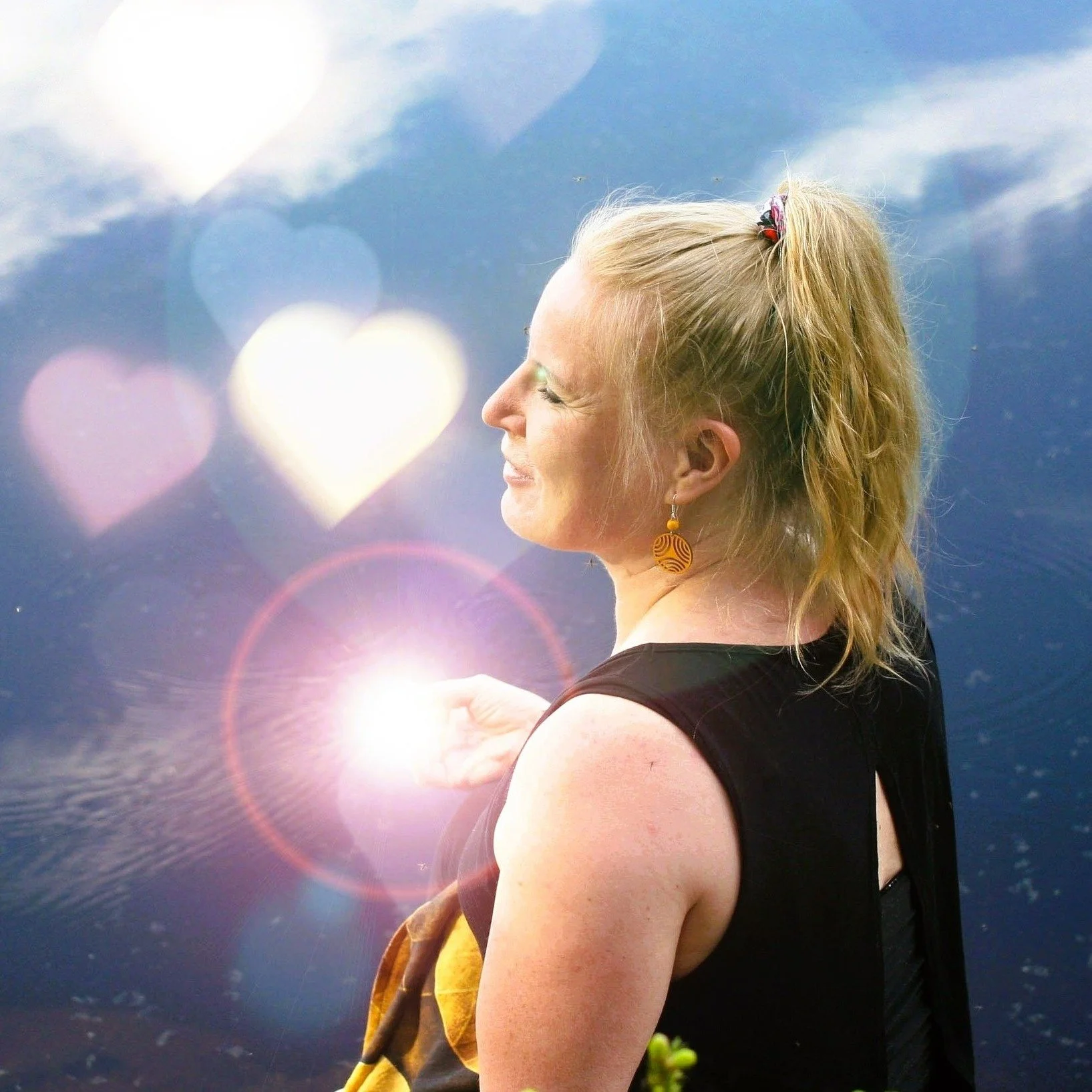 Vuosi 2026. Mit&auml; haluaisit t&auml;m&auml;n vuoden tuovan tullessaan?

Kiinalaisen kalenterin vuodenvaihde osuu helmikuun puoliv&auml;liin, eli viel&auml; on aikaa luoda viimeisetkin k&auml;&auml;rmeenvuoden vanhat identiteetit, tavat ja ajatusma