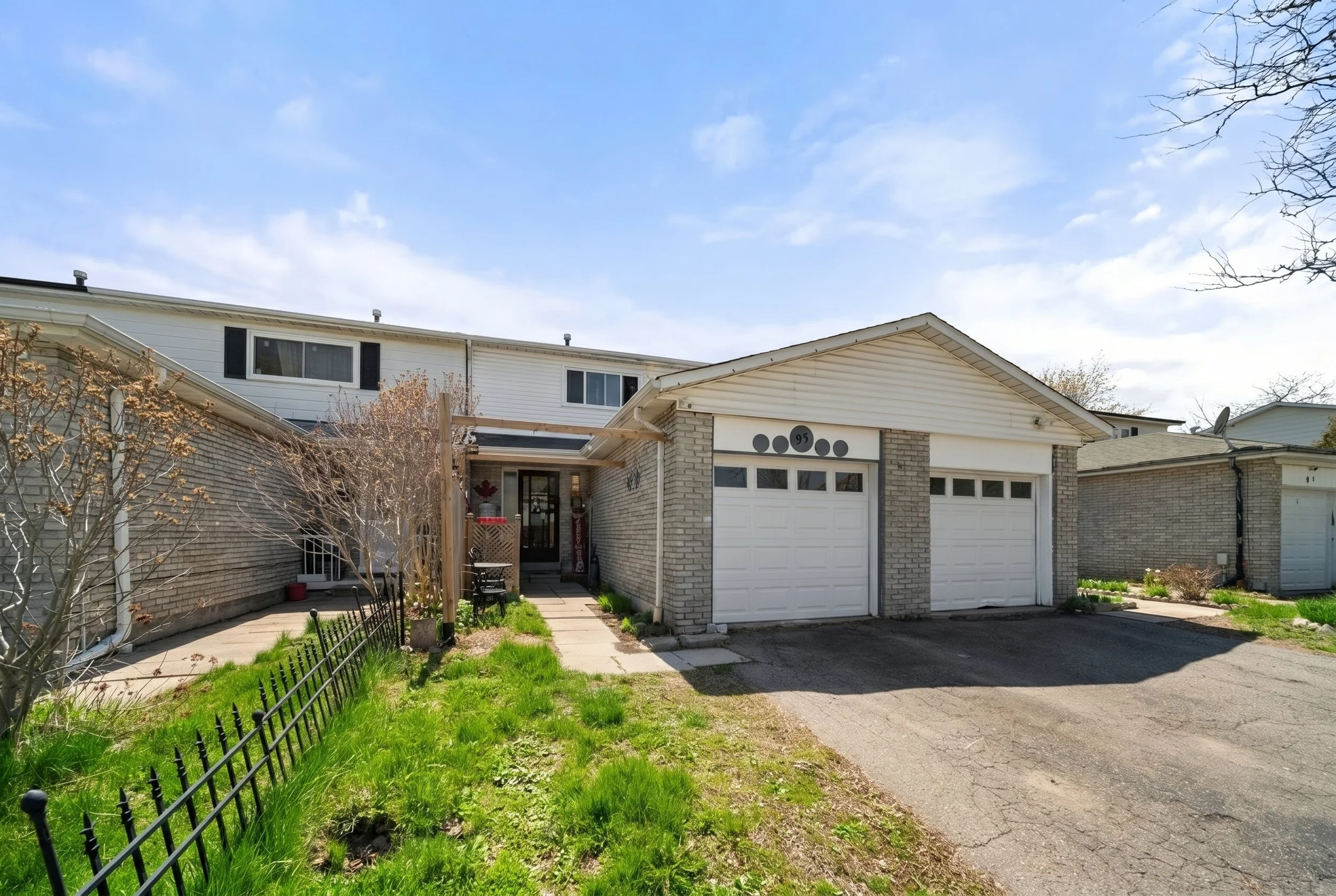 95QuantrellTrail_Exterior9.jpg