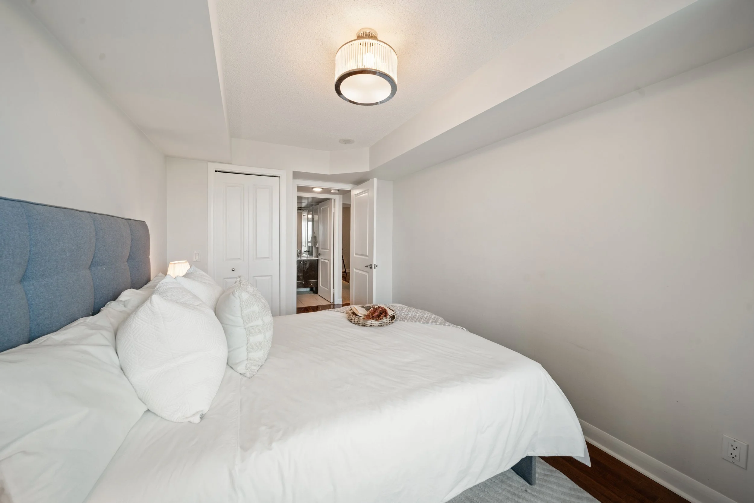 225 Sherway Gardens Rd #1601_Interior3.jpg