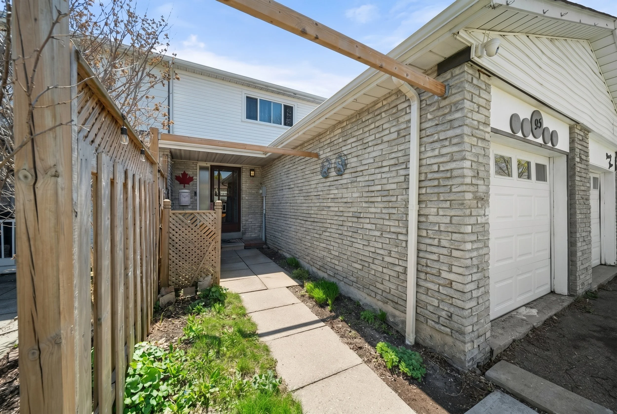 95QuantrellTrail_Exterior5.jpg