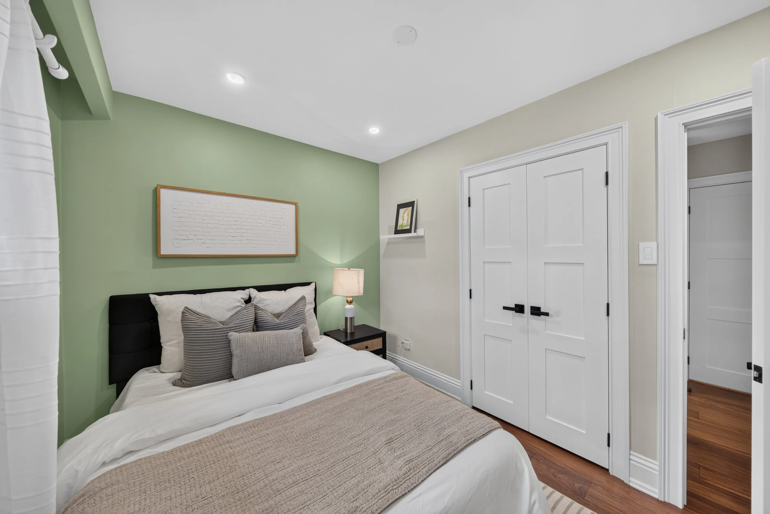 013_2612_Cushing_Rd_Interior_12.jpg