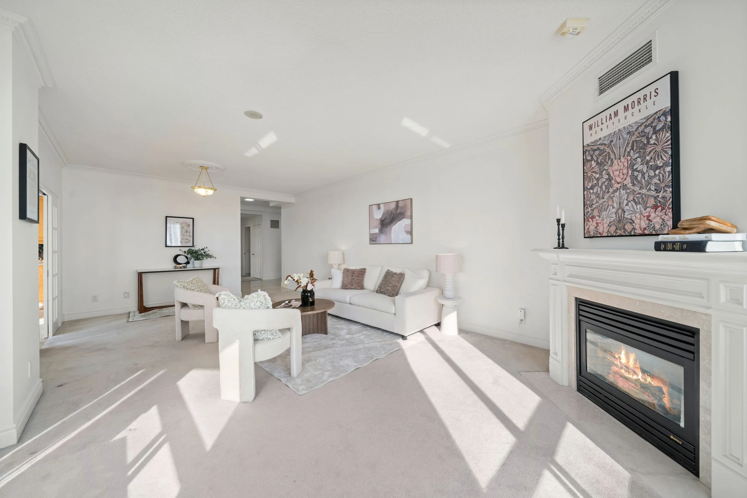 3110_25KingsbridgeGardens_Interior5.jpg