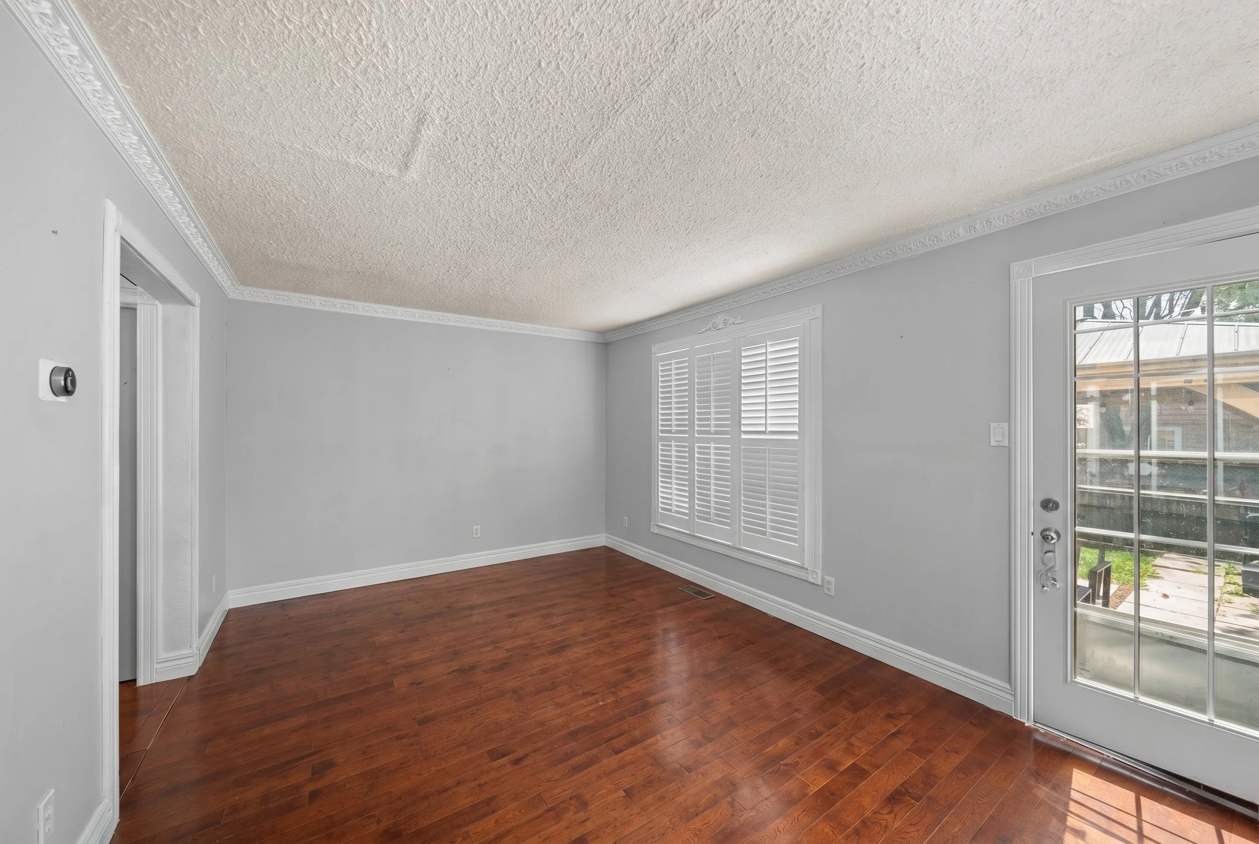 95QuantrellTrail_Interior8.jpg