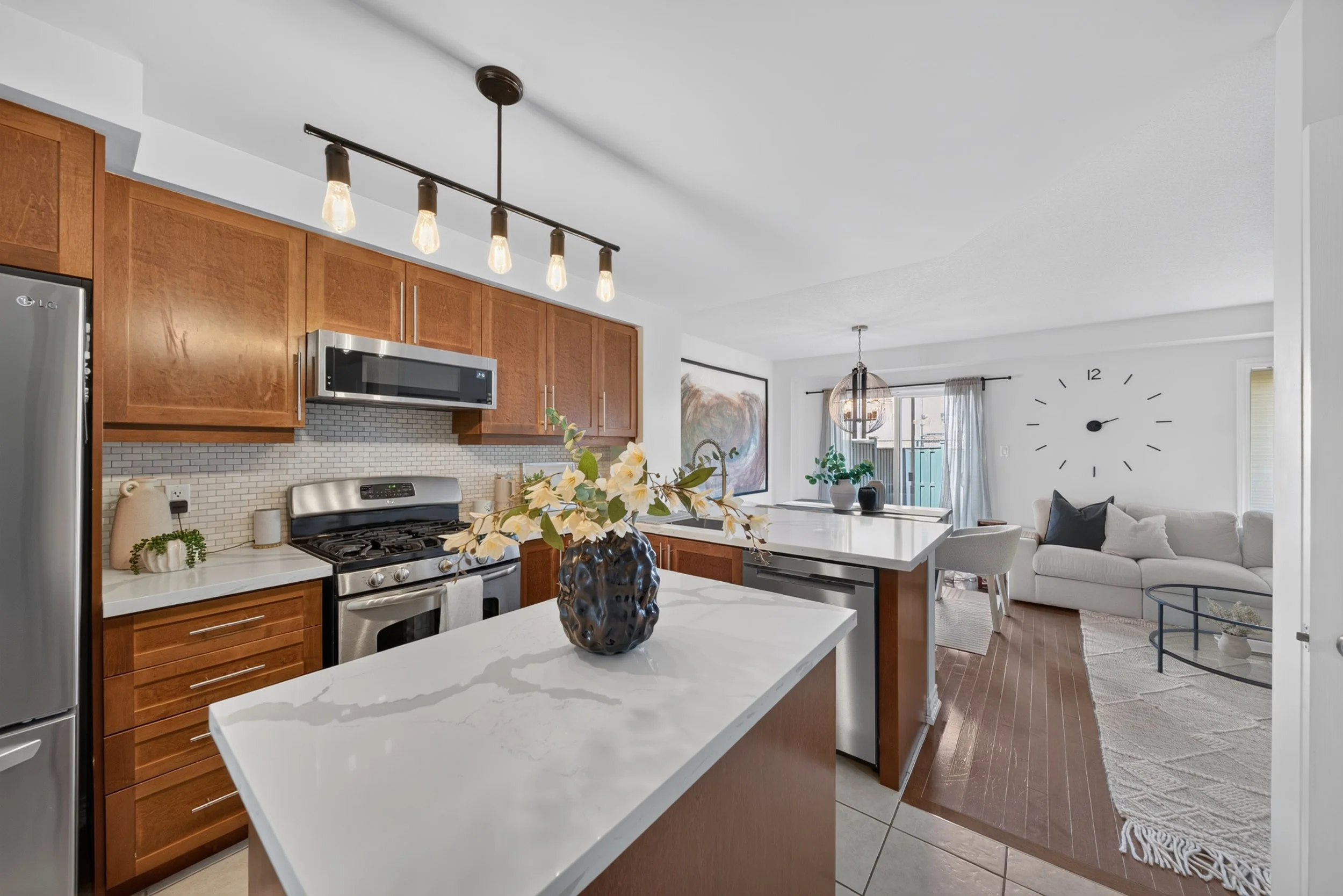 007_10_Pumpkin_Pass_22_10_KITCHEN-ISLAND_10-pumpkin-pass.jpg
