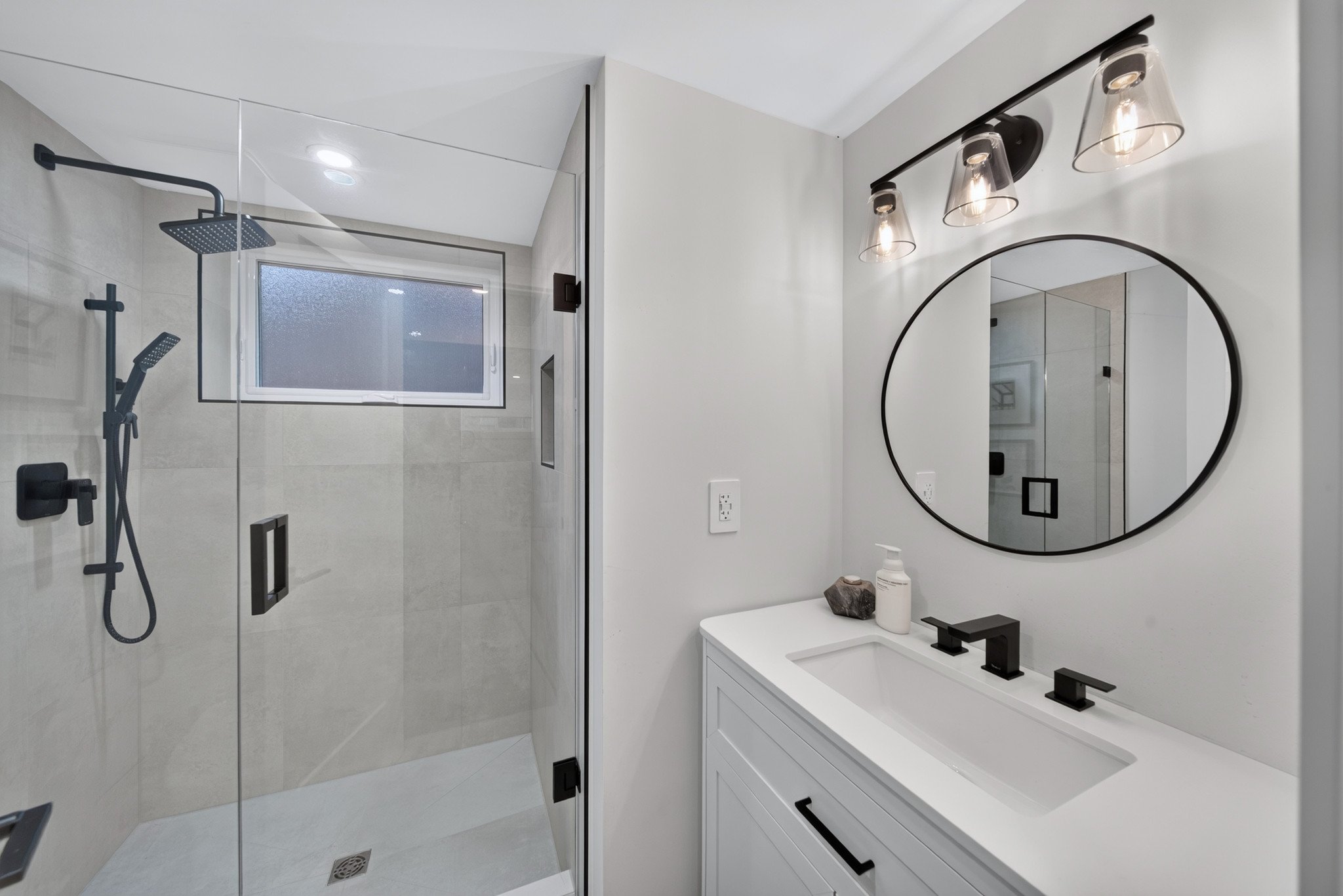 029_2141_Herridge_35_BASEMENT-BATHROOM.jpg
