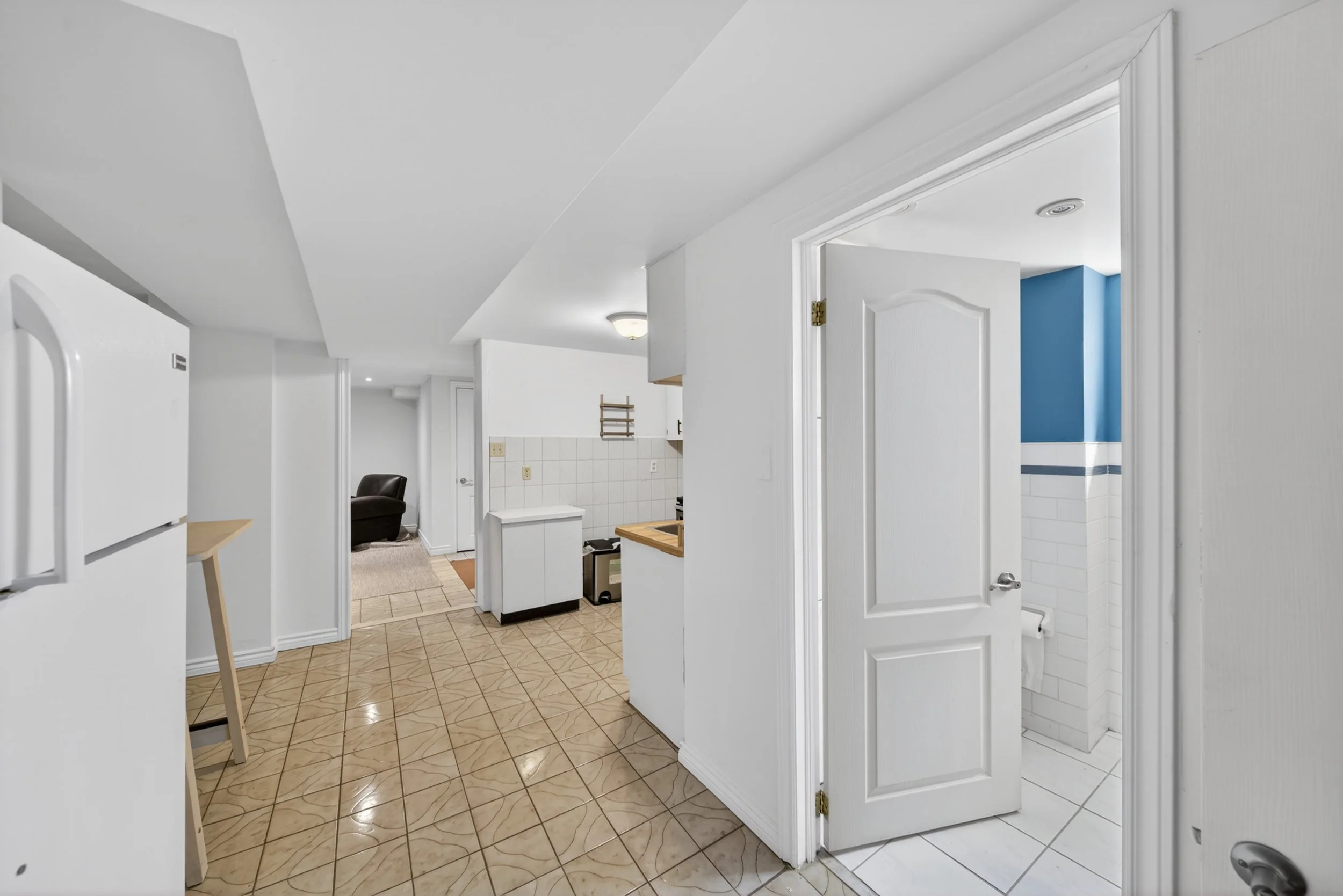 141TheWestway_Interior8.jpg