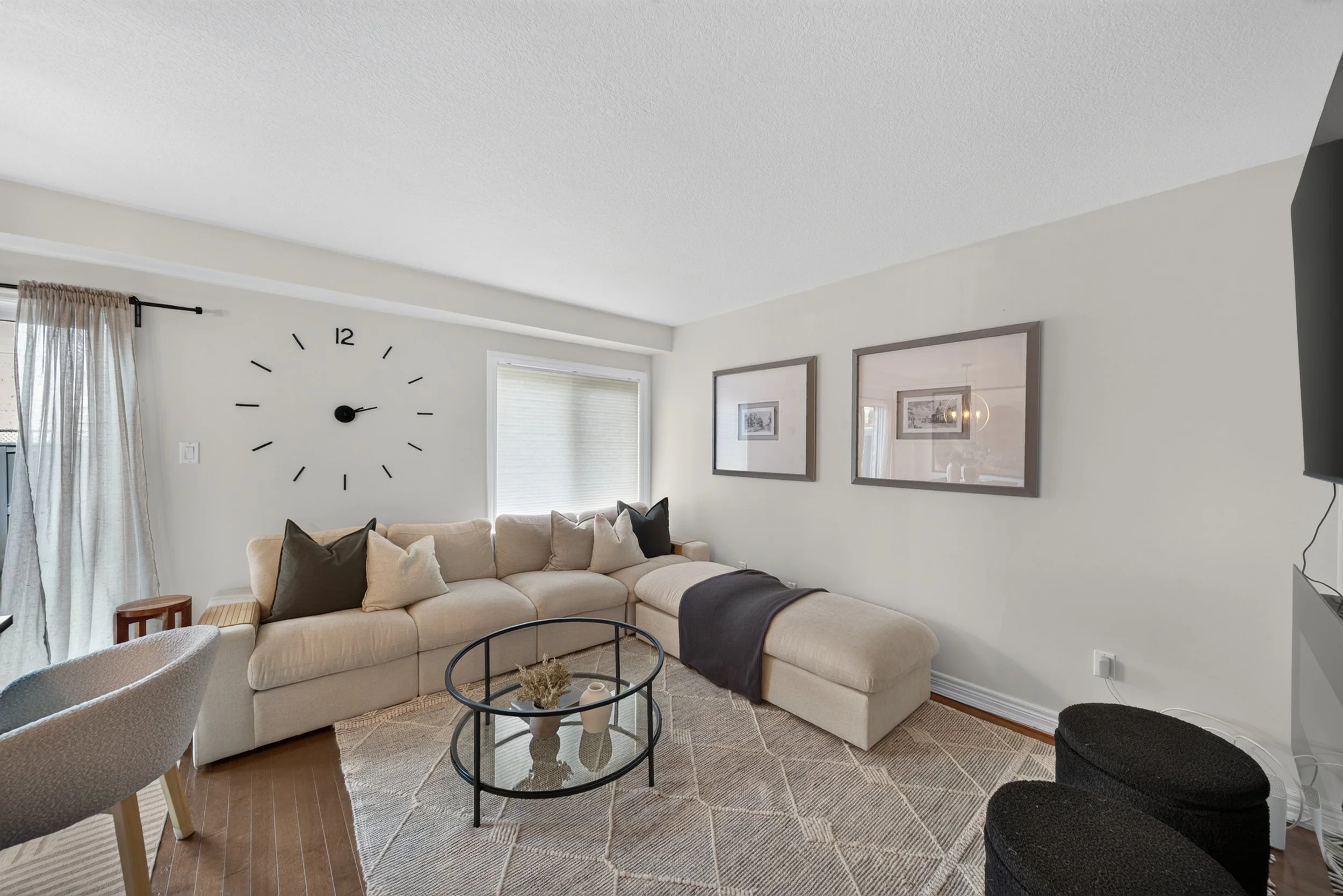 009_10_Pumpkin_Pass_22_12_LIVING-ROOM_10-pumpkin-pass.jpg
