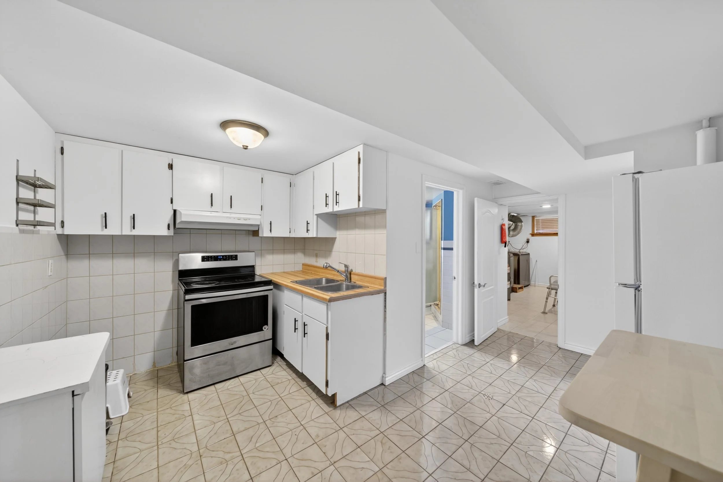 141TheWestway_Interior9.jpg