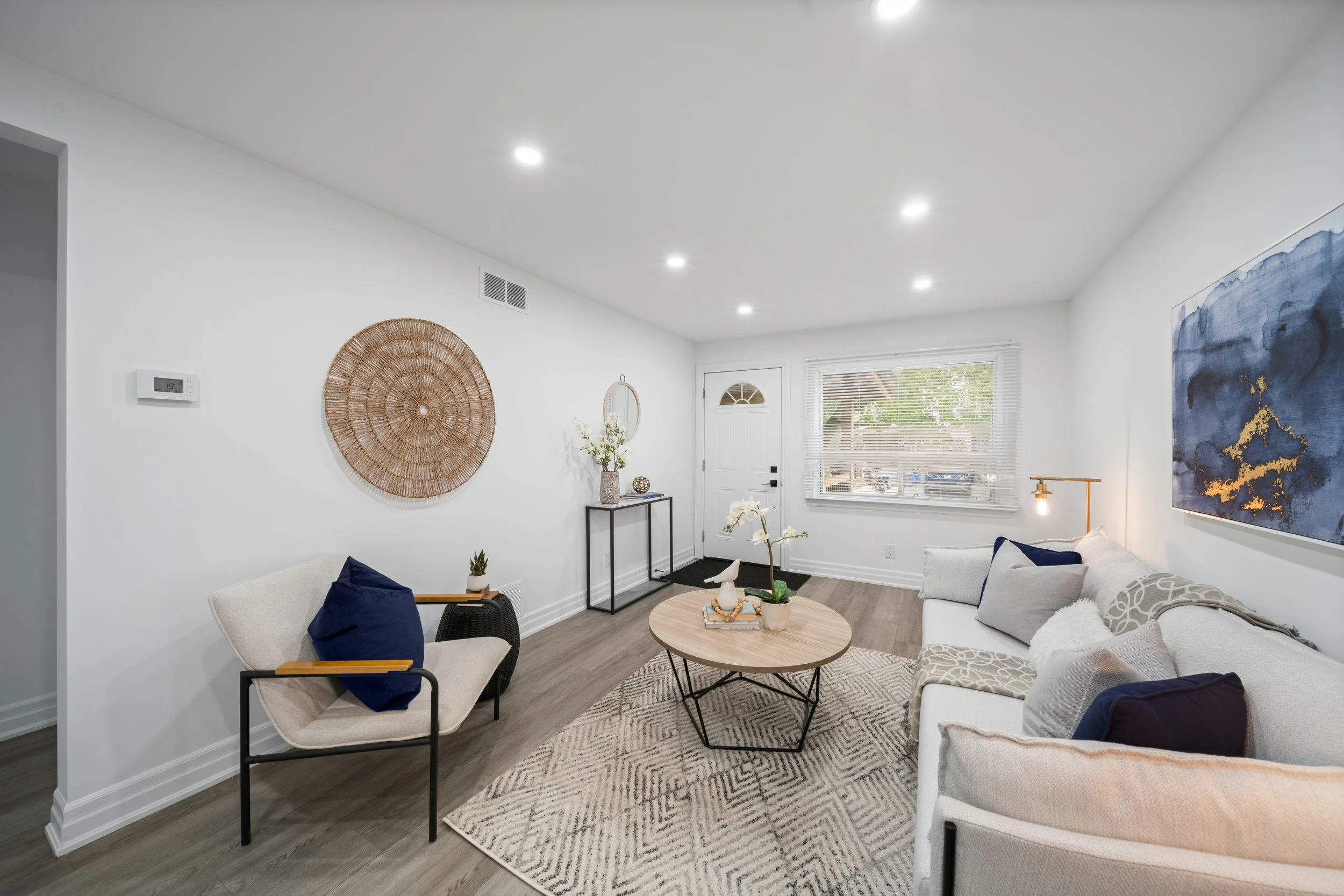 135TraginaAve_Interiors2.jpg