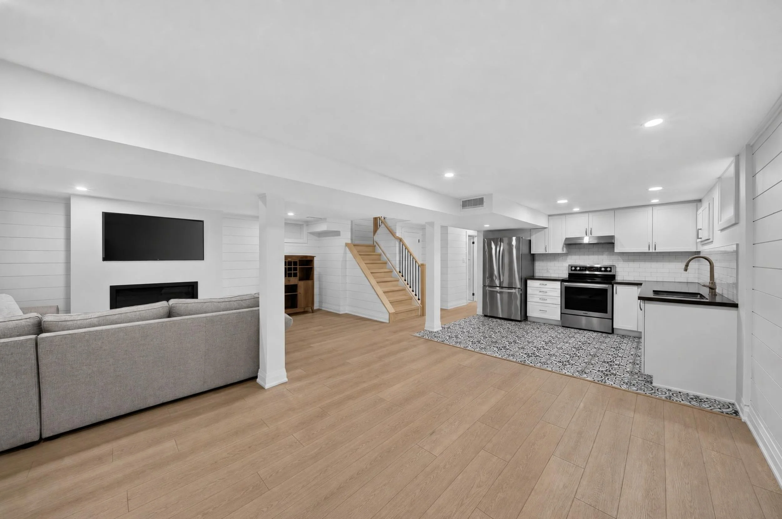 020_2612_Cushing_Rd_Interior_23.jpg