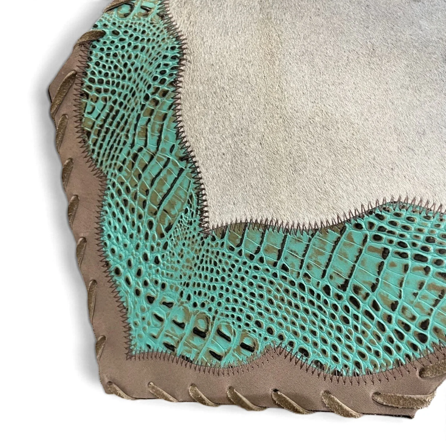 Brazilian Cowhide Runner | Handmade Brazilian Leather & Cowhide Runner