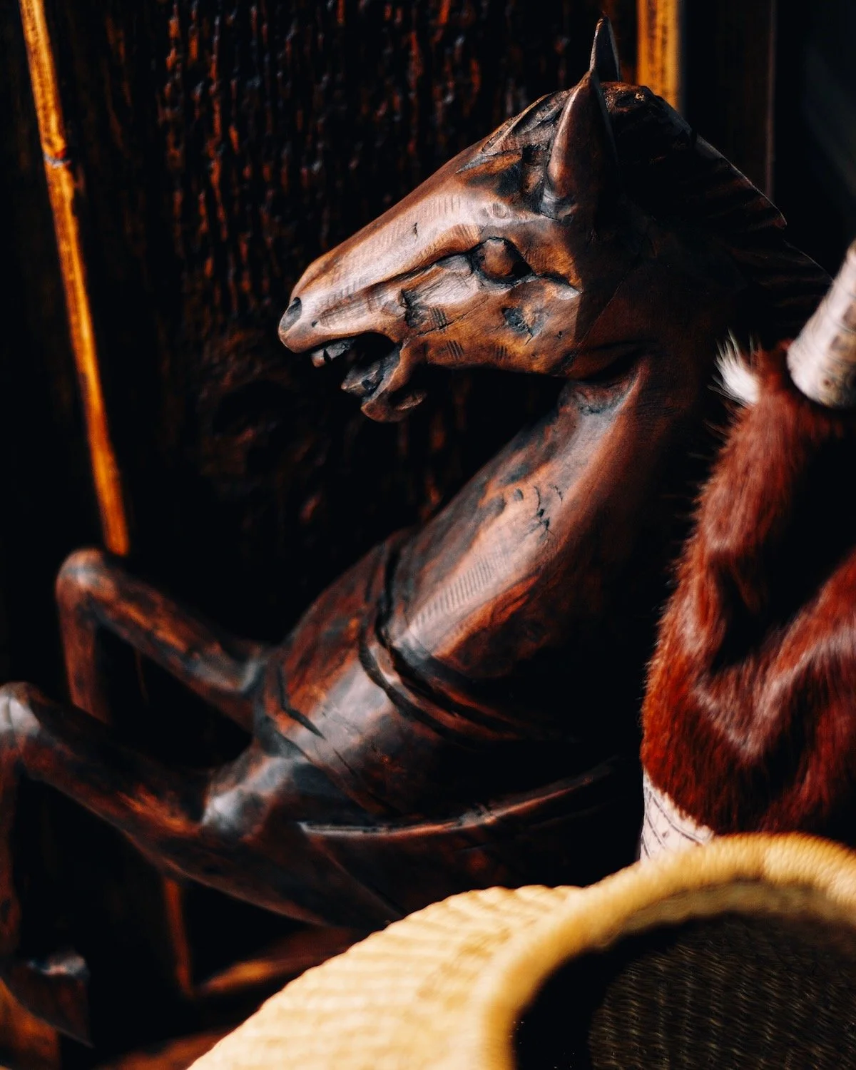Hand carved horse from Mexico. Visit Milagros Rústicos in Arizona today.