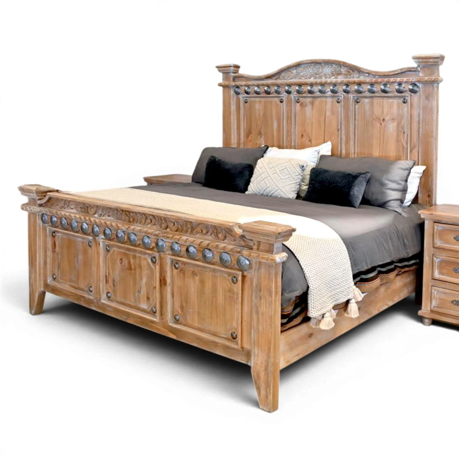 Handmade Arenas Blancas solid wood bed crafted in Mexico with timeless coastal-inspired design.