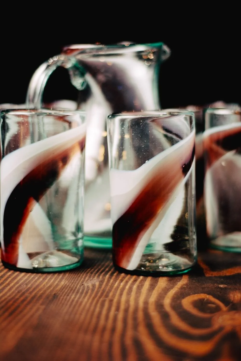 Morado y Blanco Handblown Glass Set