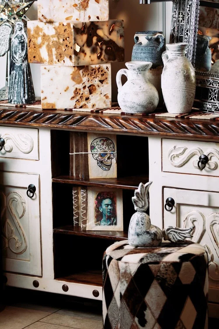 What a Rustic Home Looks Like in 2026