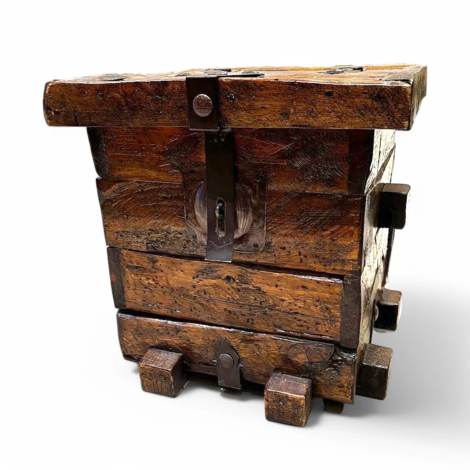 Hacienda Rústica End Table Trunk