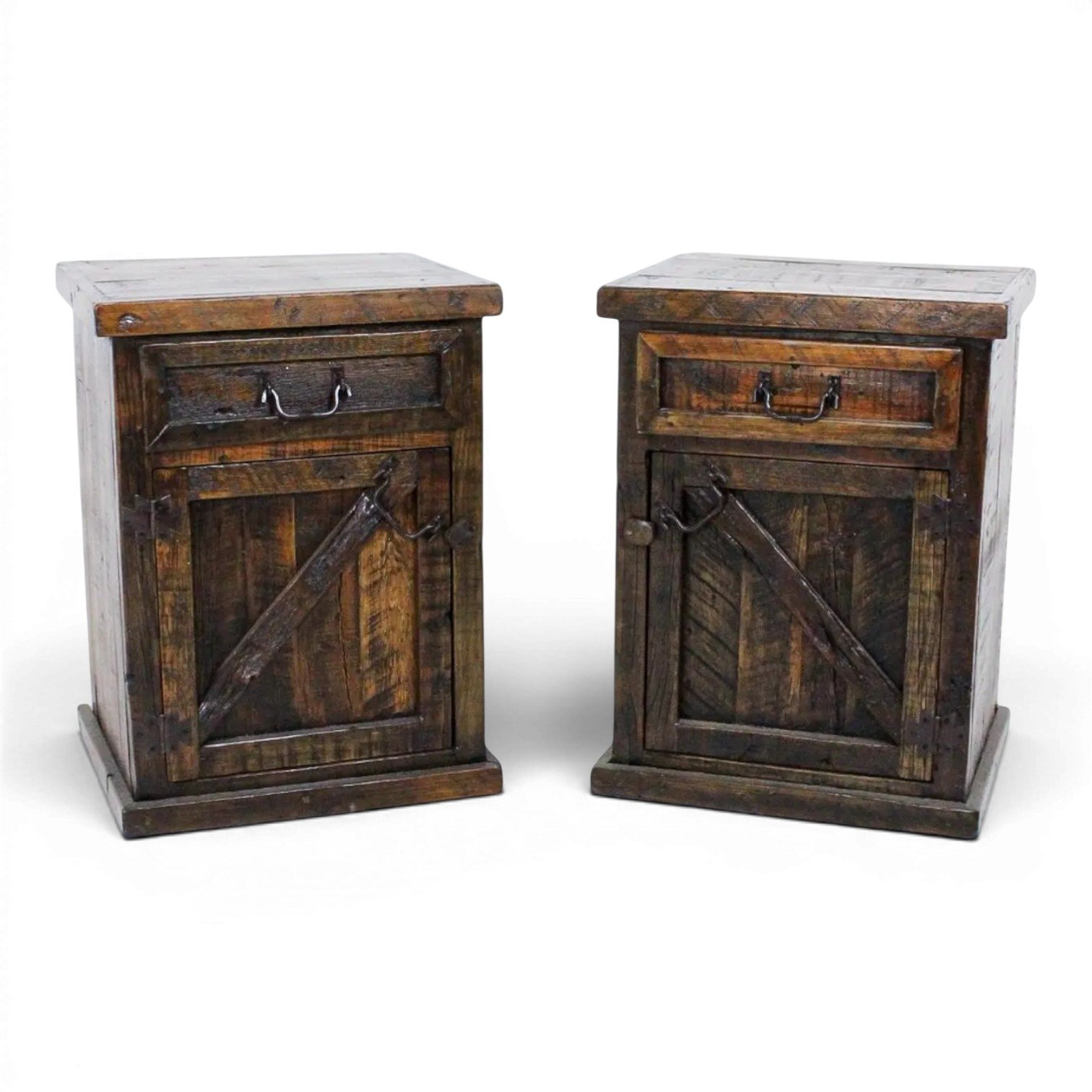 Hacienda Rústica y Elegante handcrafted Mexican reclaimed wood nightstand with rustic Western design