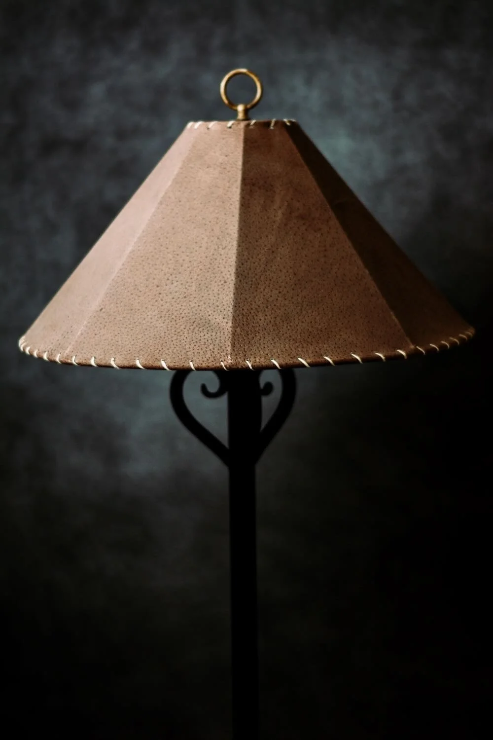 Shop Yellowstone Pigskin Lampshades handmade in Mexico. Authentic rustic lighting with natural pigskin, perfect for Western, lodge, and hacienda décor. - Brown