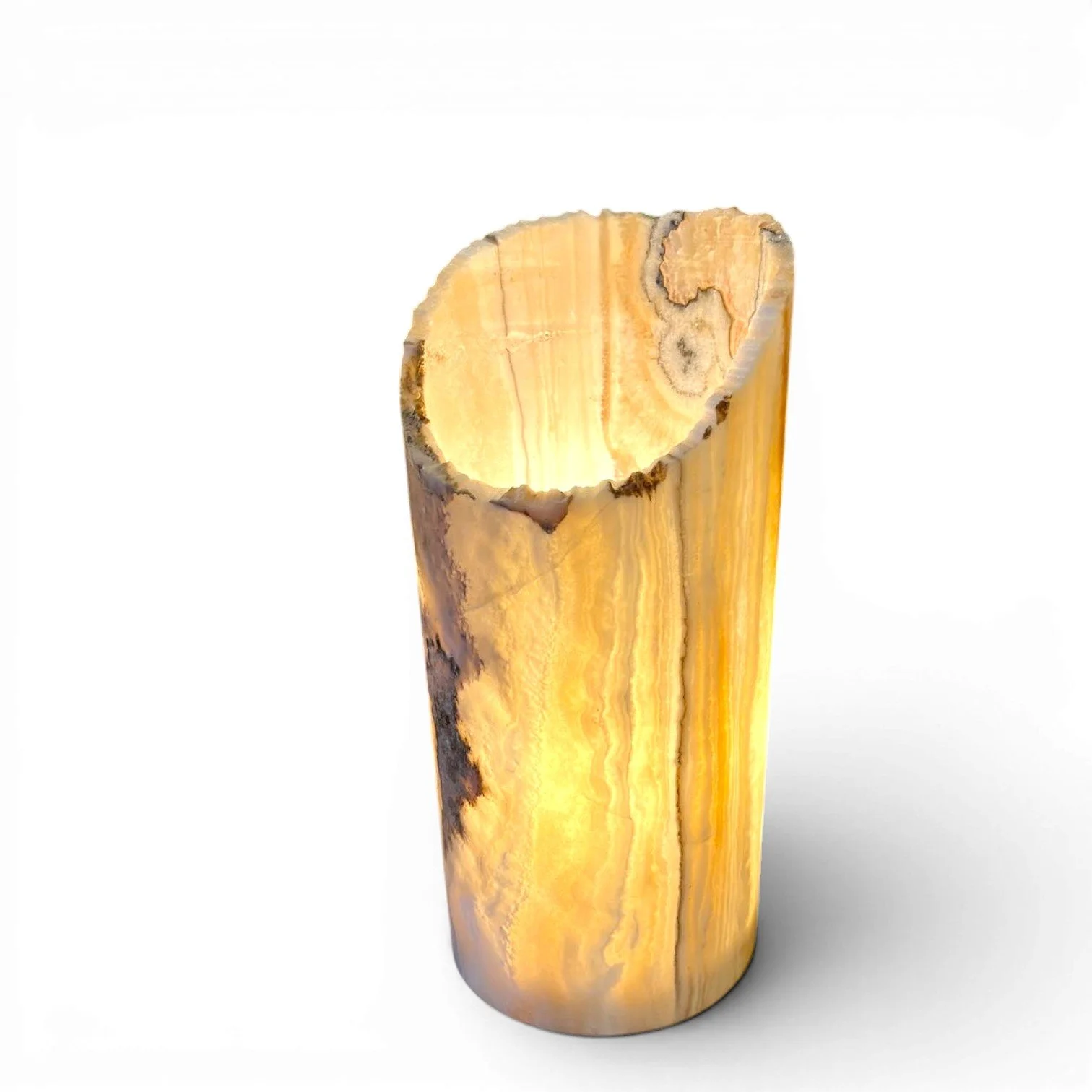 Handmade Mexican scalloped cylinder onyx lamp with warm glowing stone and coastal luxury design