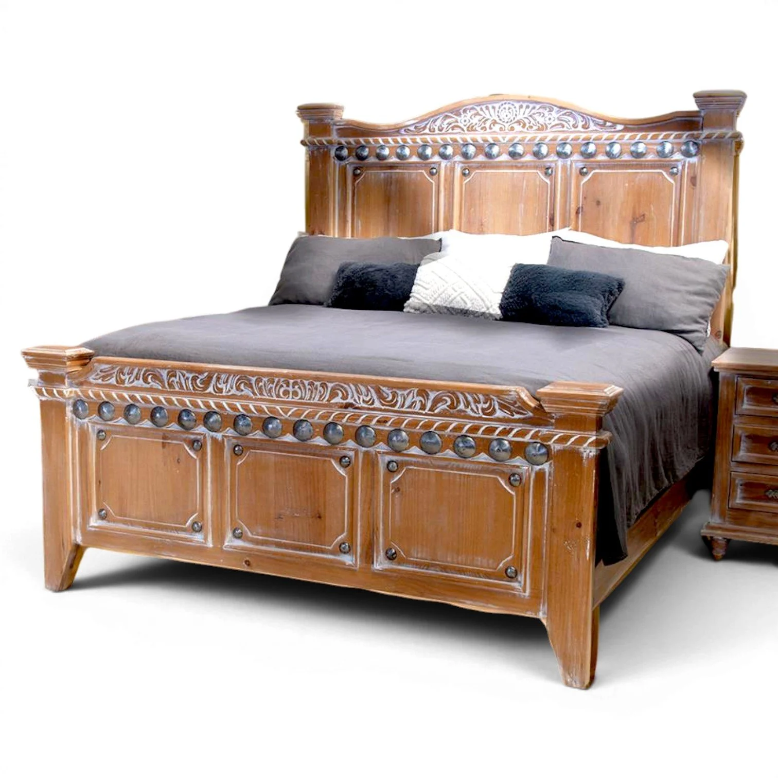 Handmade Arenas Blancas solid wood bed crafted in Mexico with timeless coastal-inspired design.