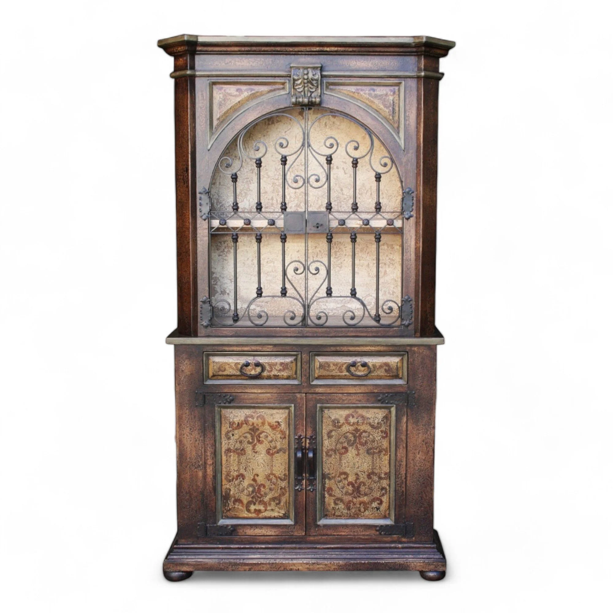 Mazamari Armoire