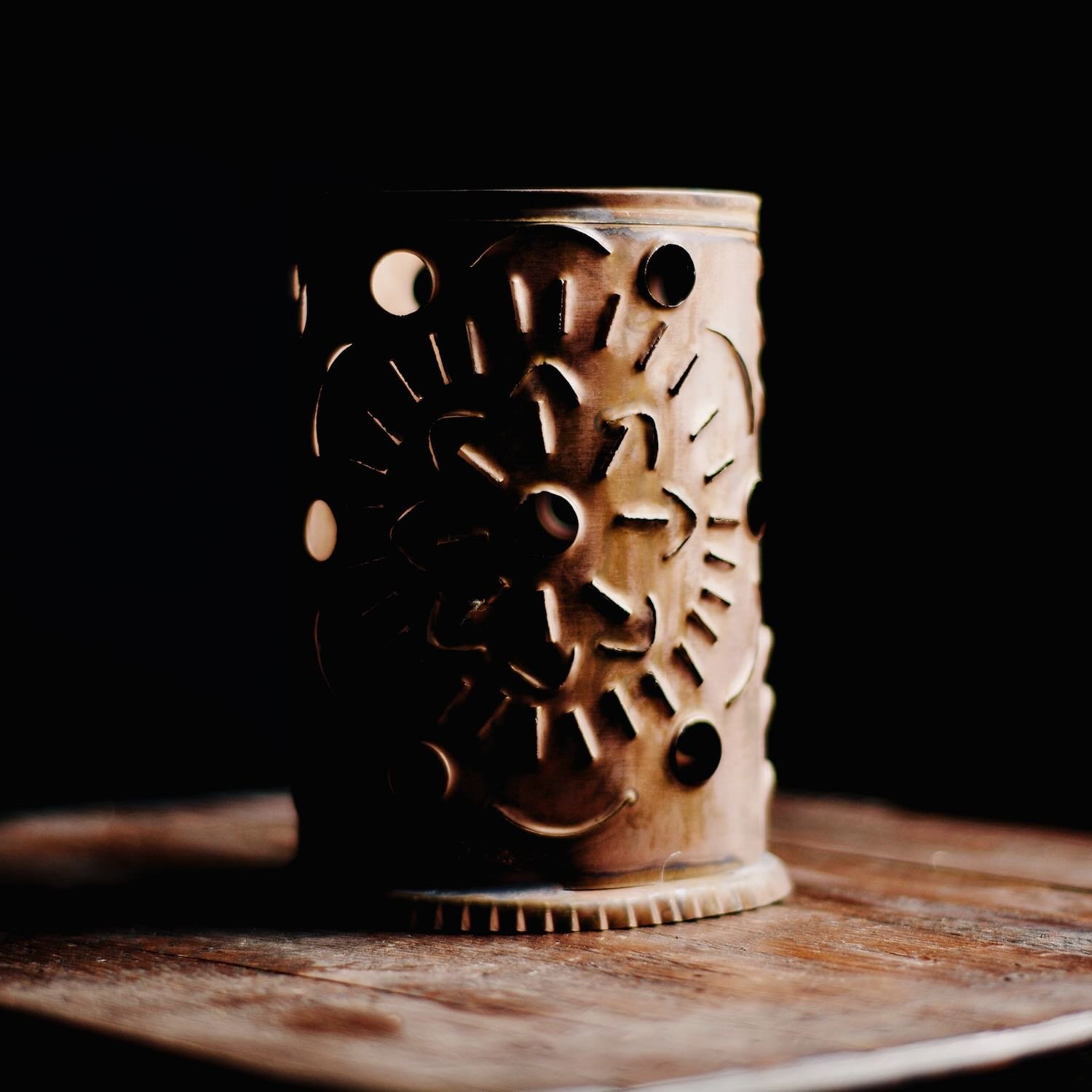 Luminaria de Bronce