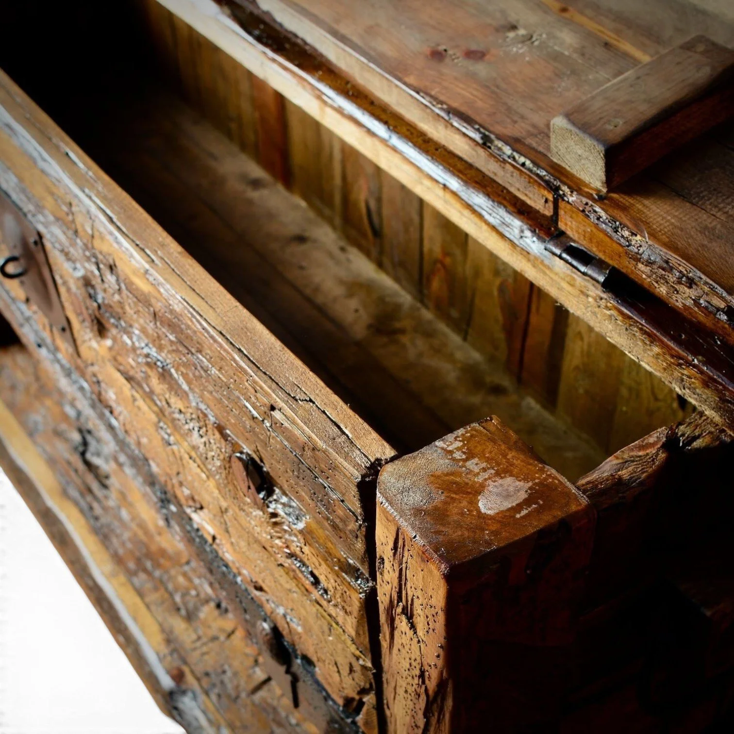 Handmade Mexican reclaimed wood sofa table trunk with iron hardware and clavos