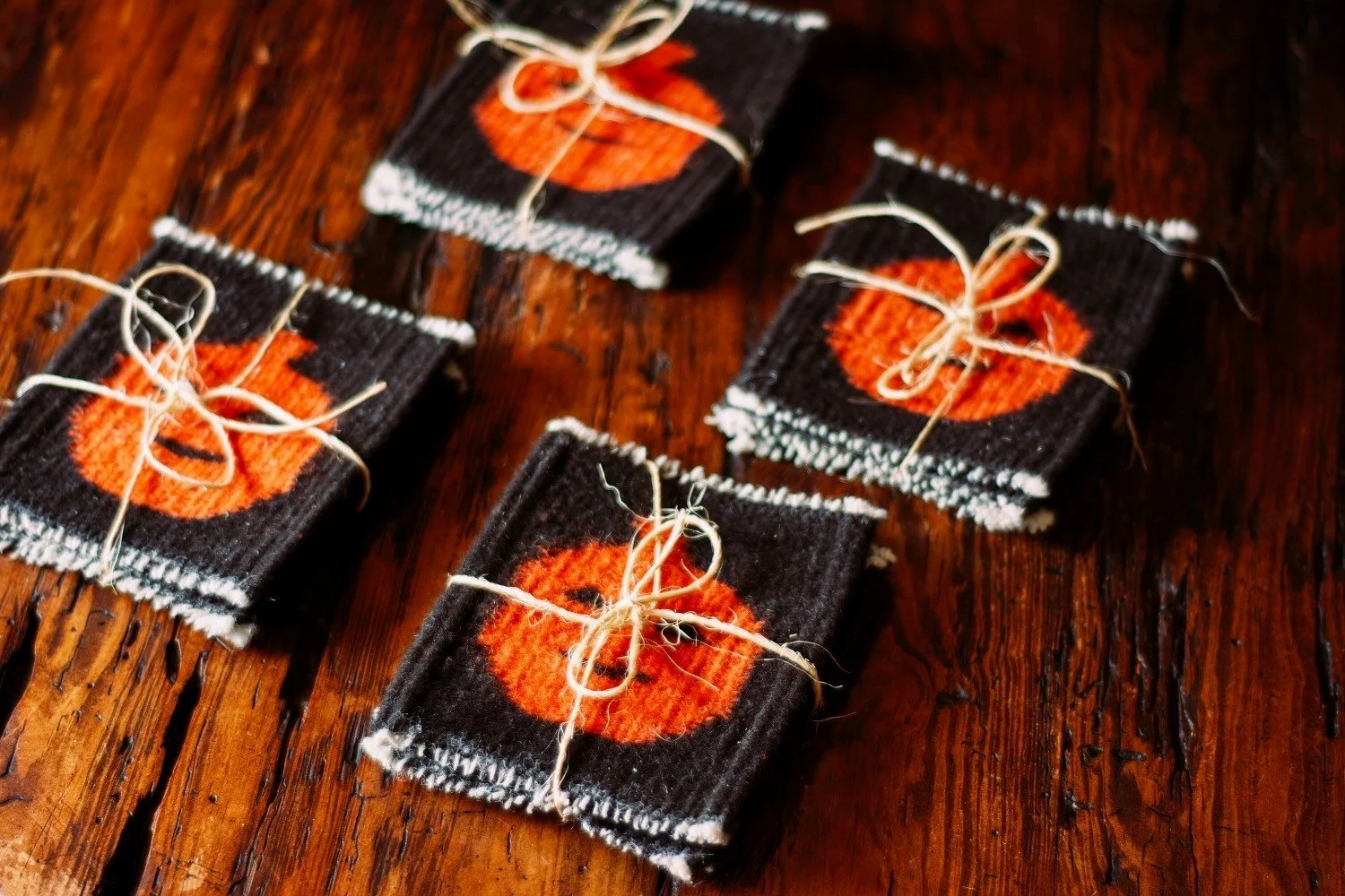 halloween-decor-2026-3.jpg