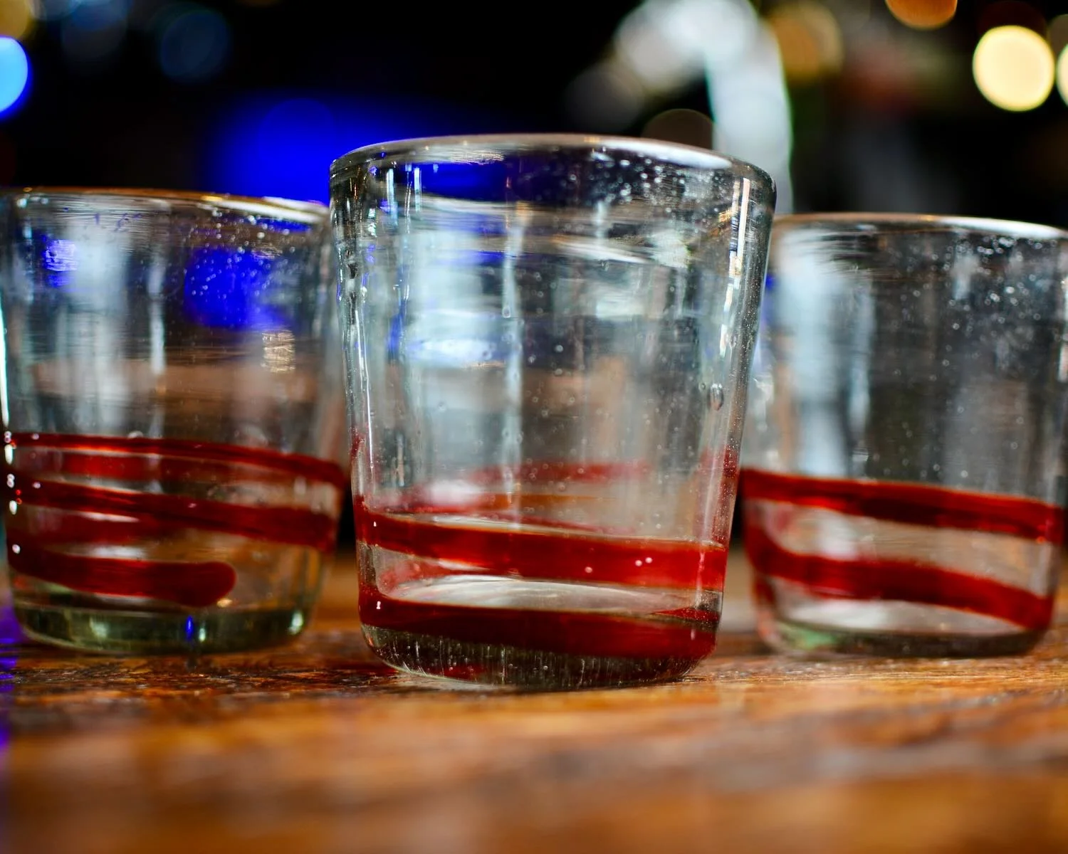 Red Serpentine Glass 4 Set