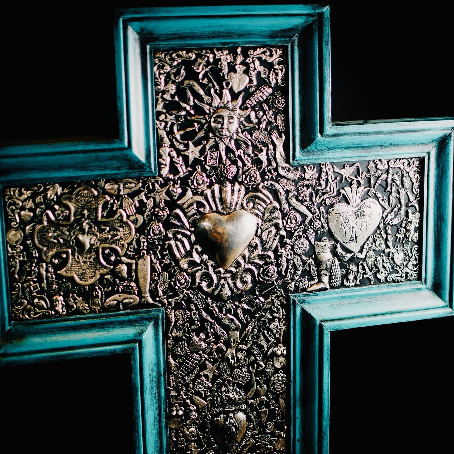Cruz Milagros Grande Turquesa