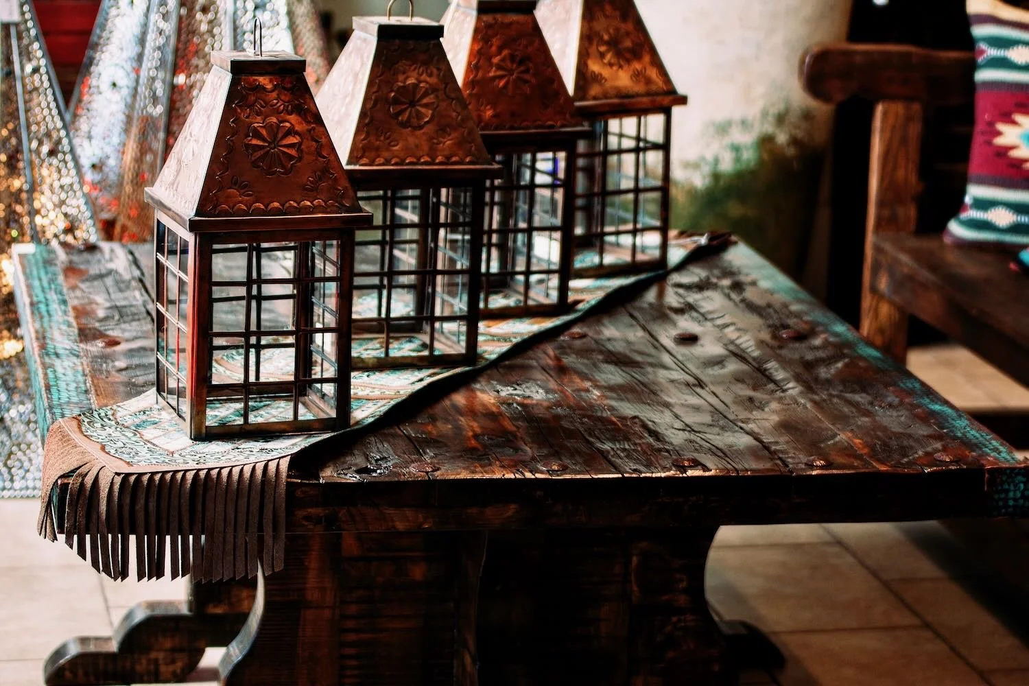 Luxury rustic furniture and decor from Mexico, Peru, Brazil and America.