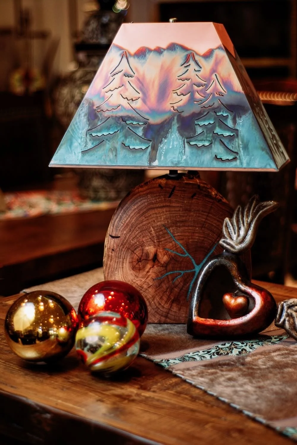 Mezquite y Cobre Table Lamp - Copper Pine Tree Shade