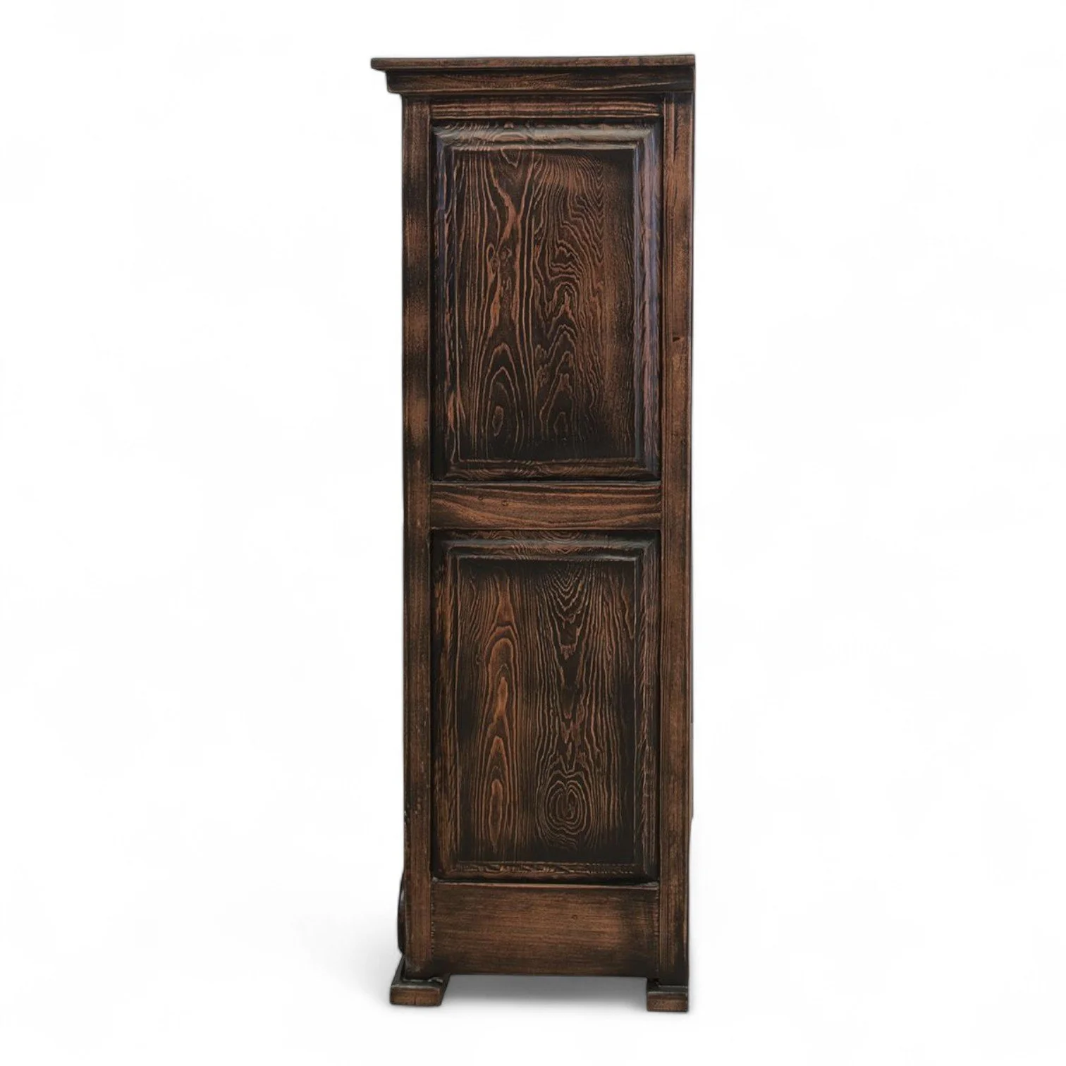Hacienda Buenavista Chest