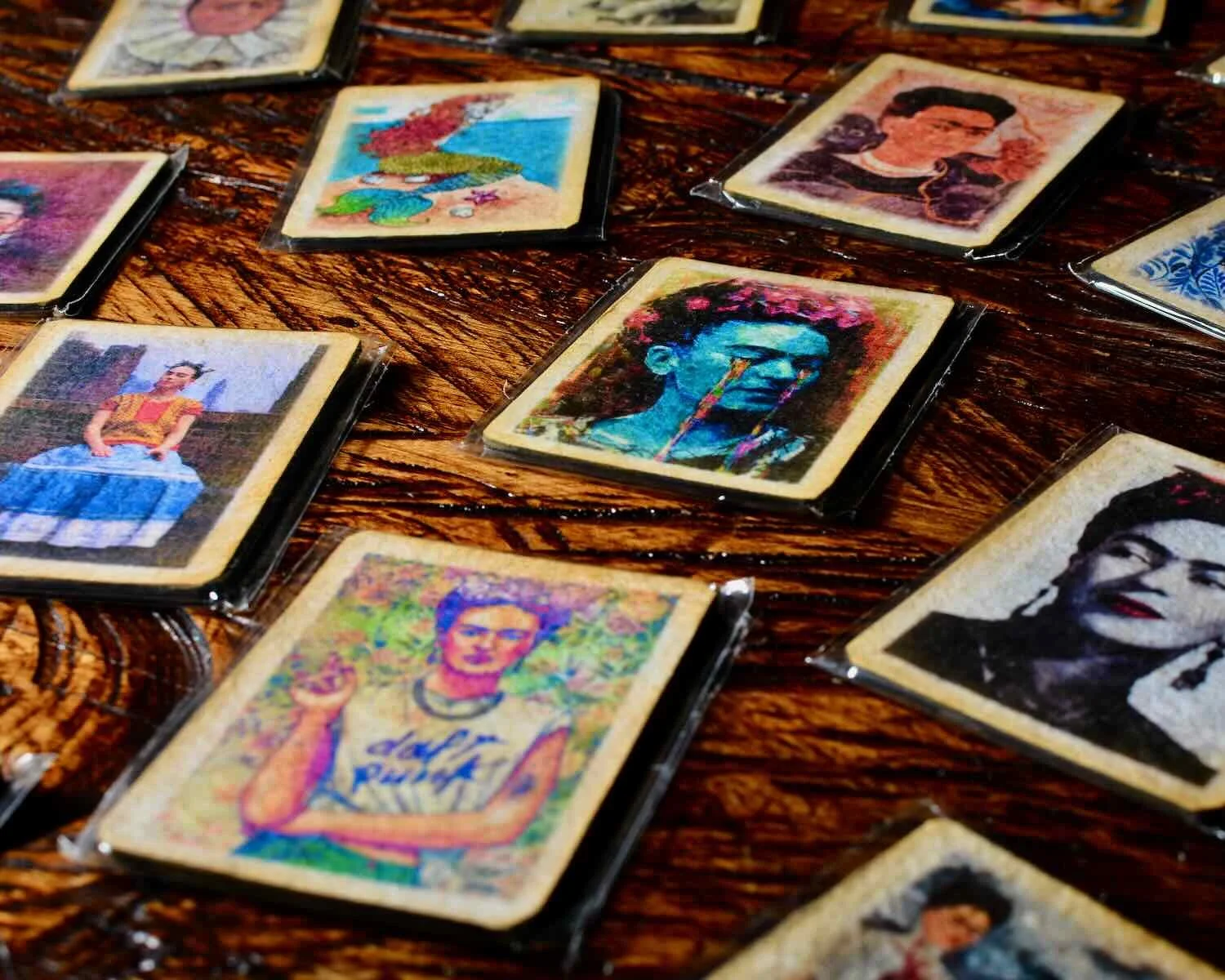Amate Frida Kahlo Magnets