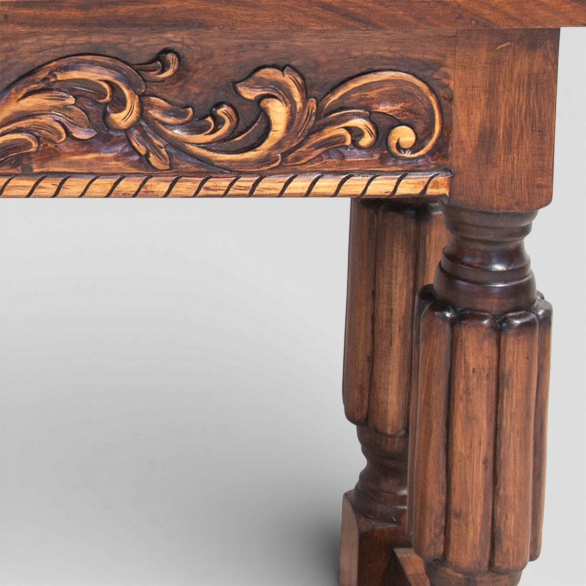 Herradura Tallada Console