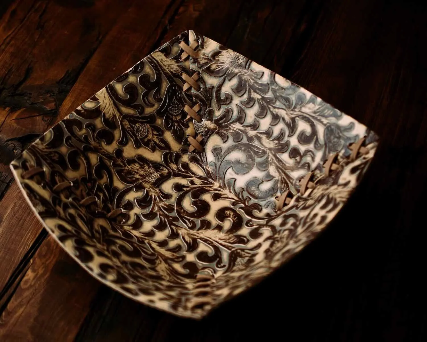Brazilian Leather Bowl - Seven