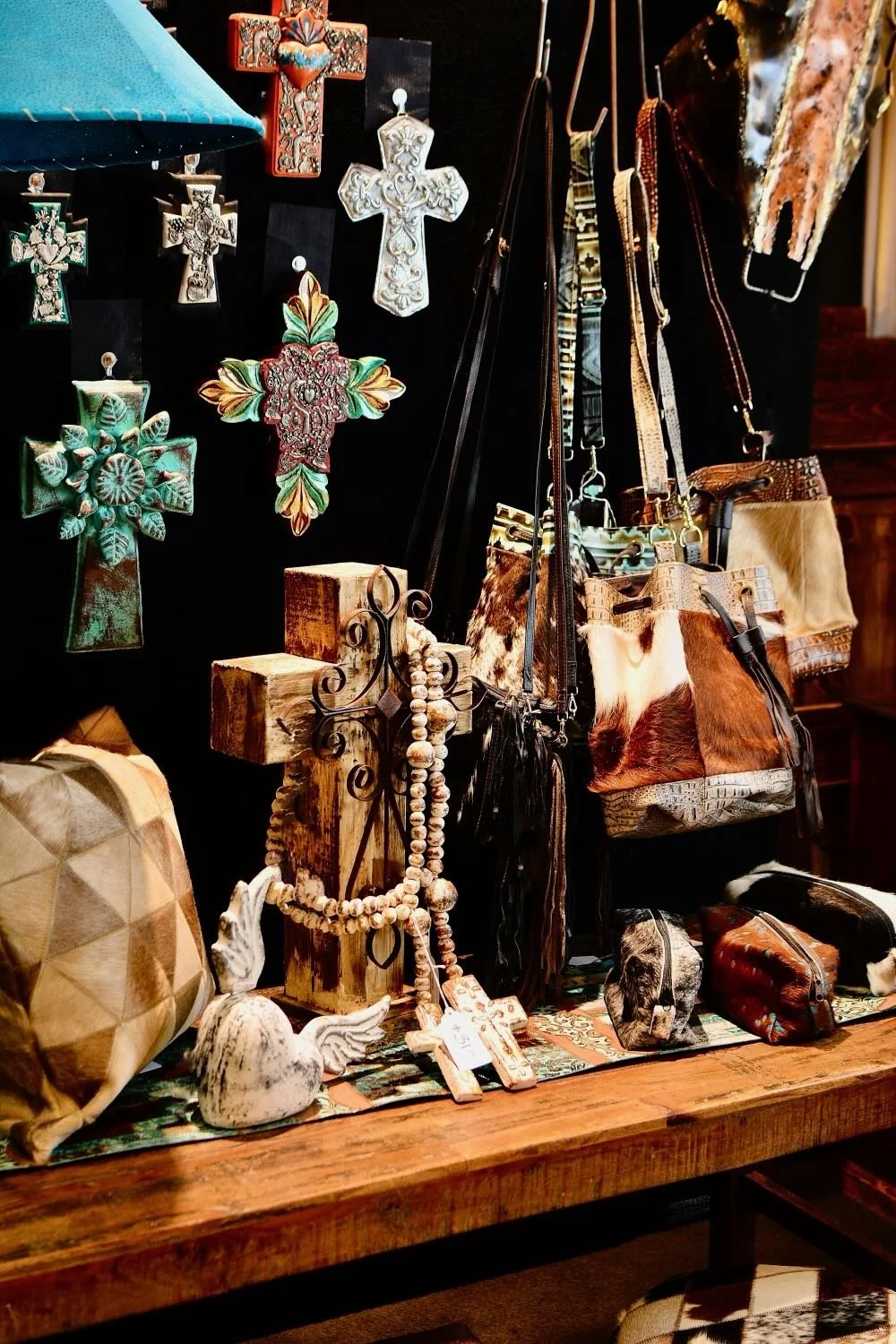 Milagros Rústicos Booth 3.jpeg