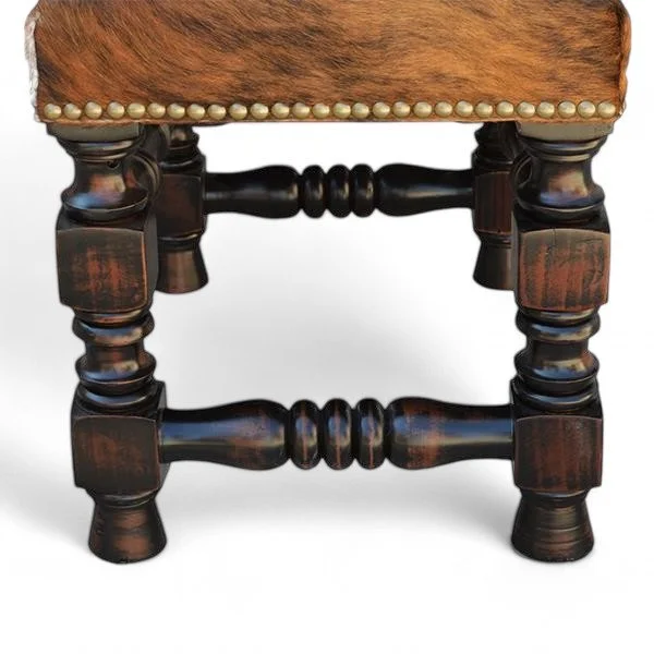 San Felipe Cowhide Bench