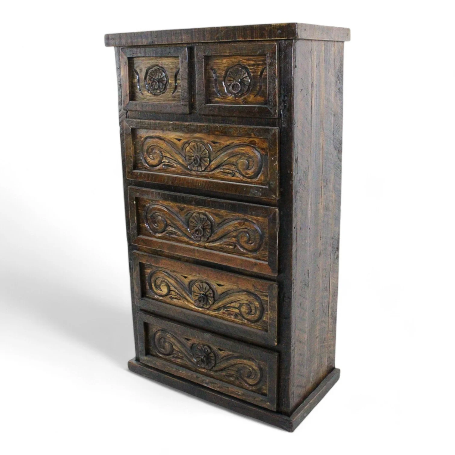 Las Palmitas Chest