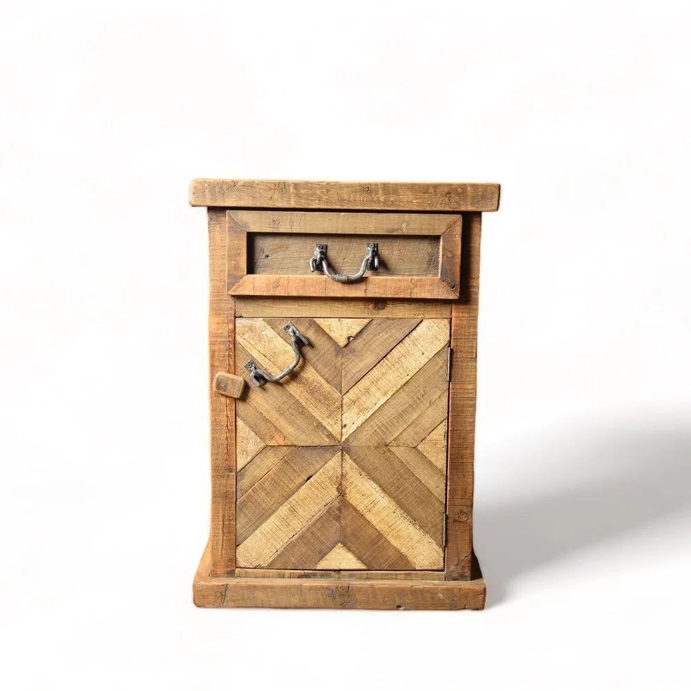 Las Cruces Nightstand