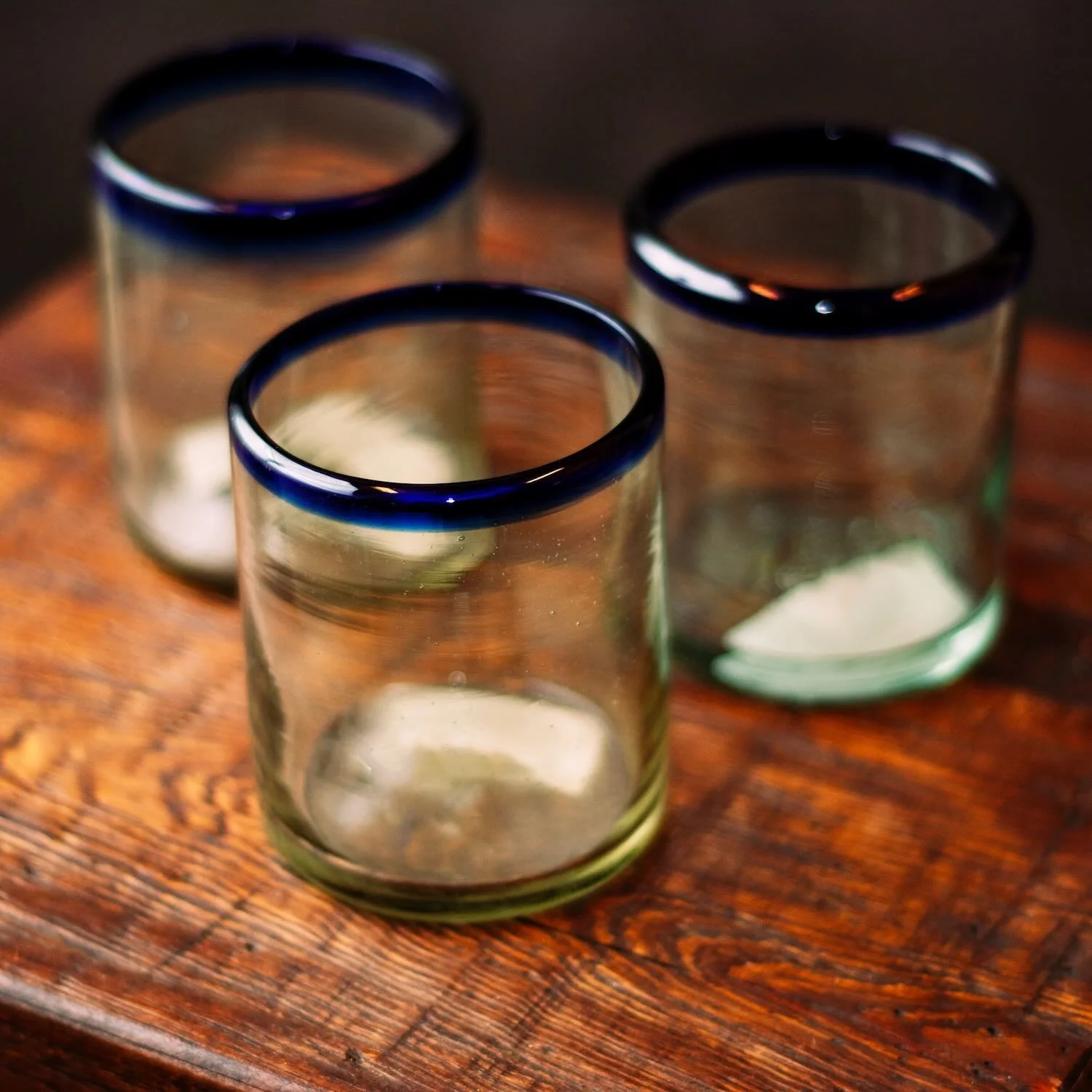 Cantina Short Glass - Blue Rim