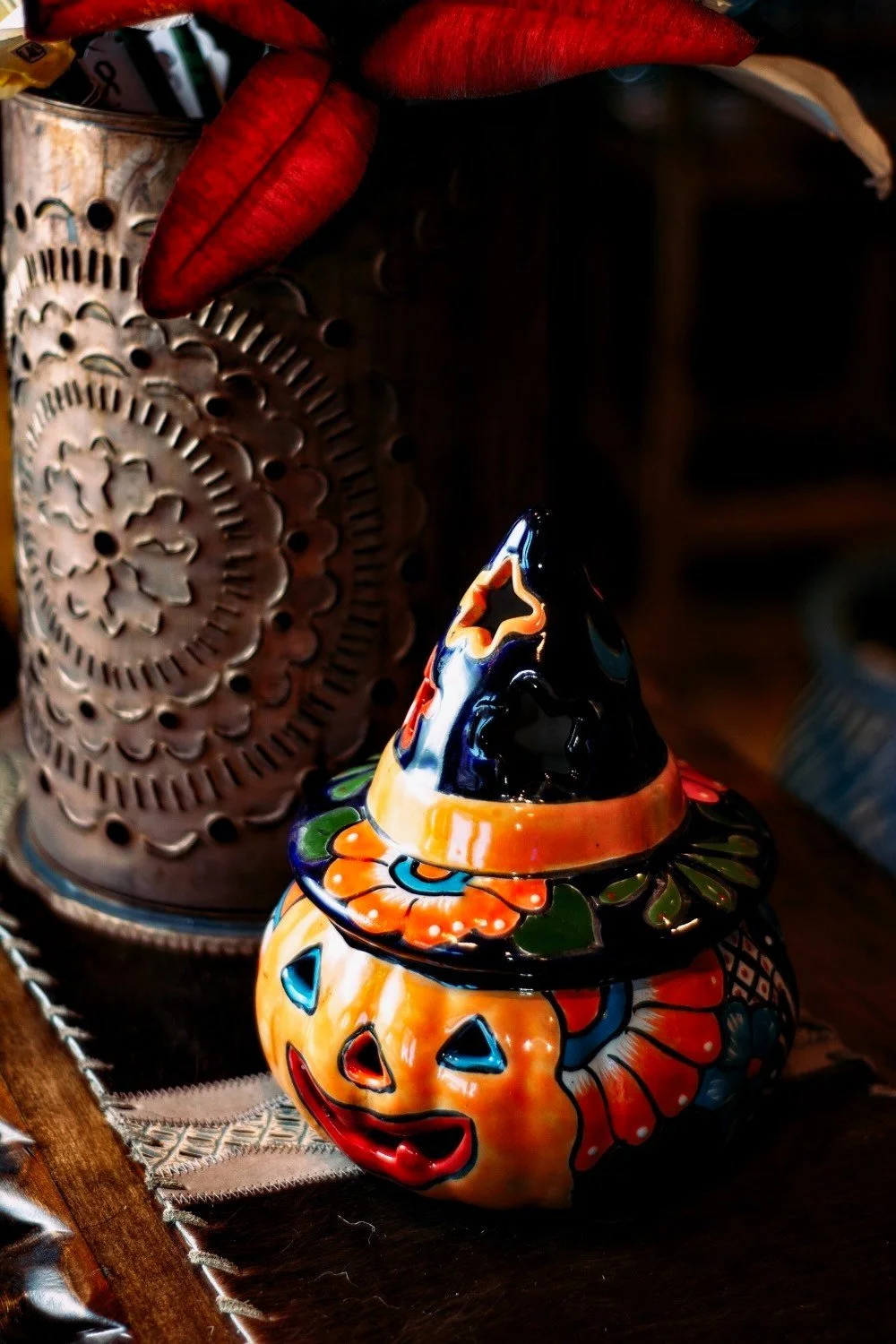halloween-decor-2026-14.jpg