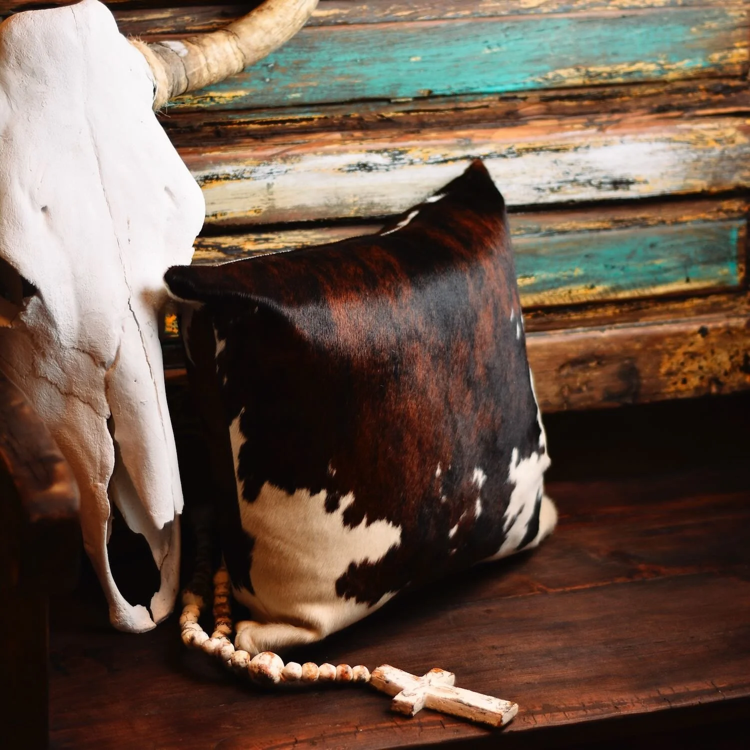 Handmade Brazilian Tombstone Pillow featuring cowhide and leather Western design, 18x18 decorative throw pillow.