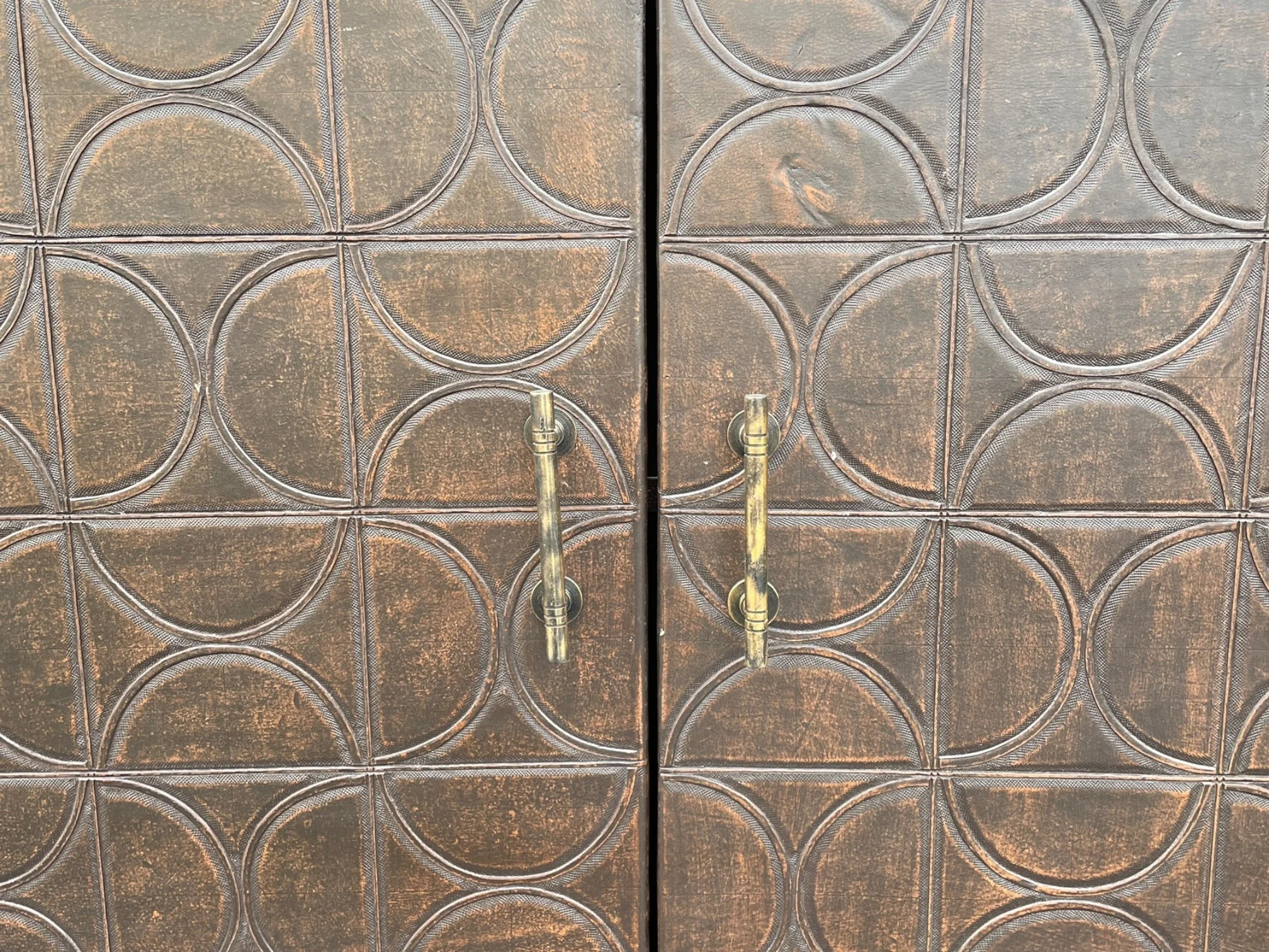 Handmade Peruvian Collana Buffet with dark chocolate leather doors and geometric design